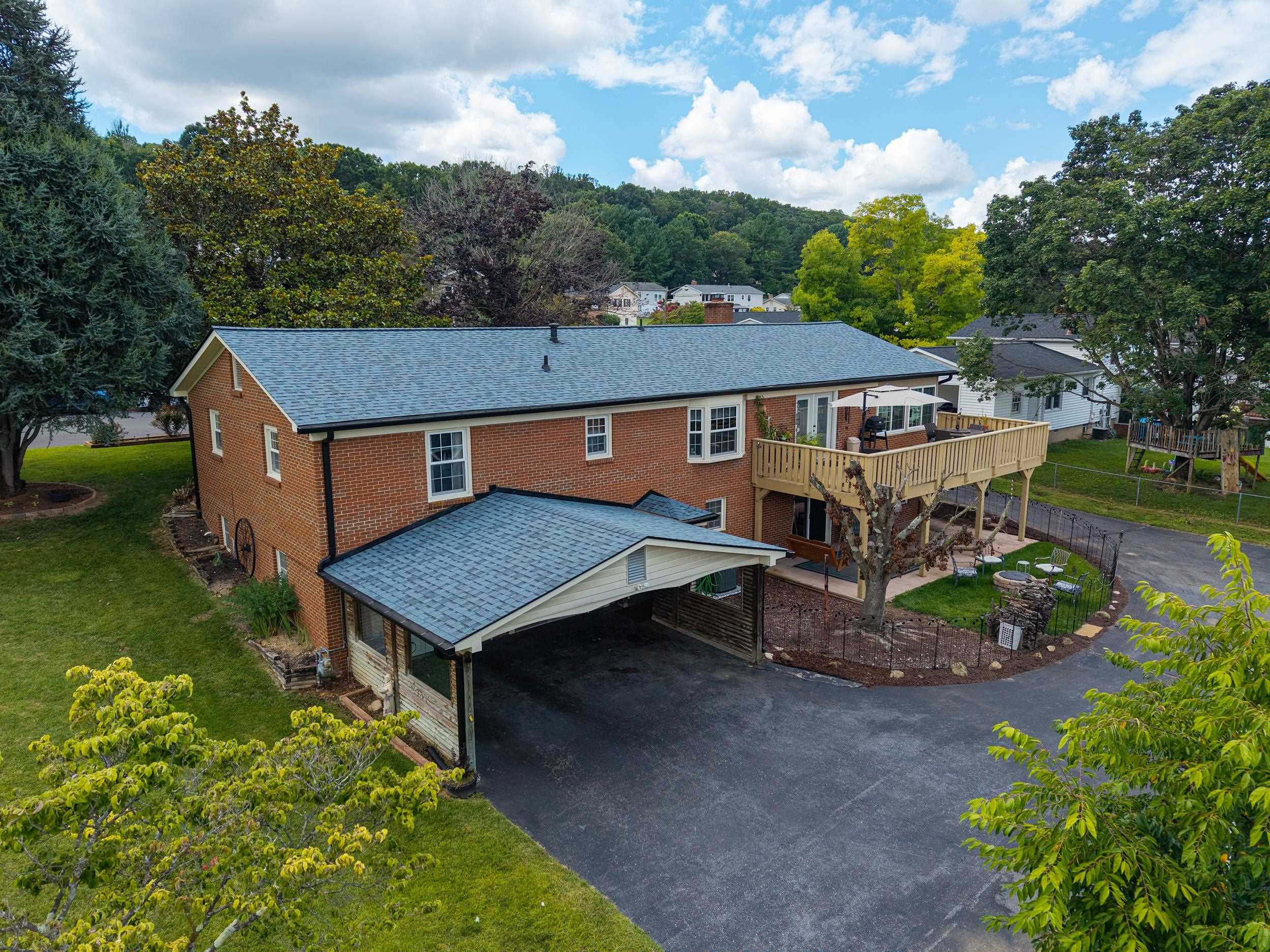 702 RITCHIE BLVD, STAUNTON, Virginia 24401, 5 Bedrooms Bedrooms, ,3 BathroomsBathrooms,Residential,702 RITCHIE BLVD,680381 MLS # 680381 702 RITCHIE BLVD, STAUNTON, Virginia 24401, 5 Bedrooms Bedrooms, ,3 BathroomsBathrooms,Residential,702 RITCHIE BLVD,680381 MLS # 680381
