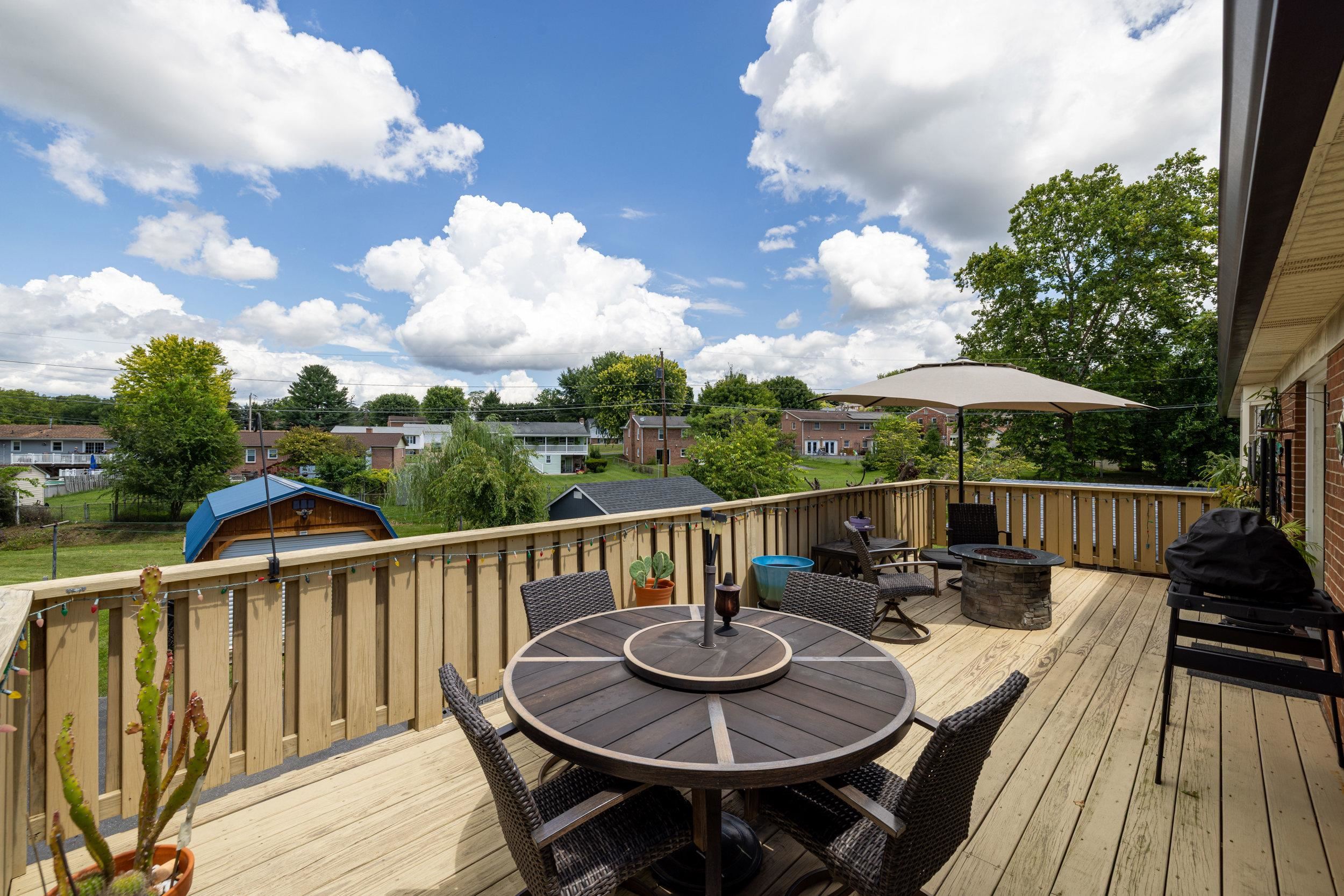 702 RITCHIE BLVD, STAUNTON, Virginia 24401, 5 Bedrooms Bedrooms, ,3 BathroomsBathrooms,Residential,702 RITCHIE BLVD,680381 MLS # 680381 702 RITCHIE BLVD, STAUNTON, Virginia 24401, 5 Bedrooms Bedrooms, ,3 BathroomsBathrooms,Residential,702 RITCHIE BLVD,680381 MLS # 680381
