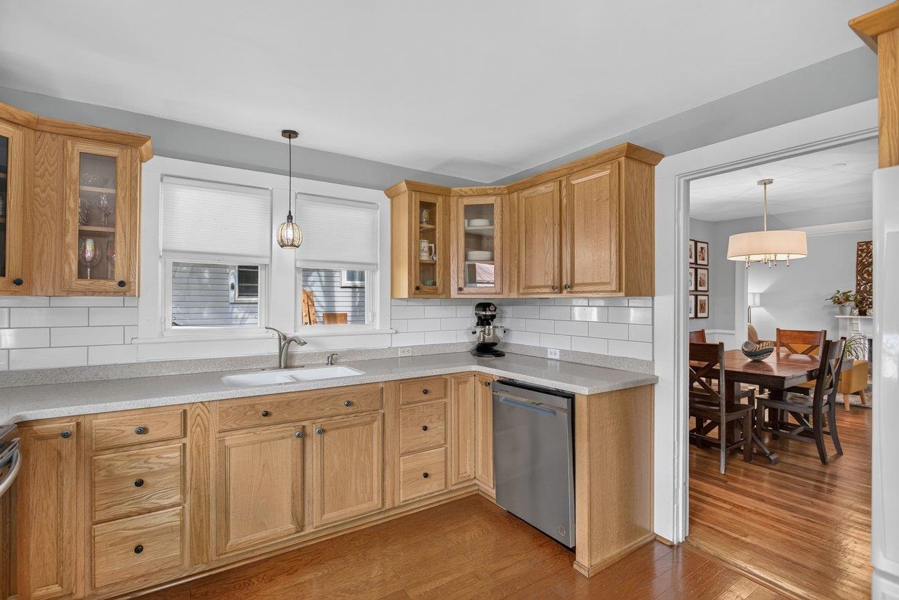 18 E PEABODY ST, STAUNTON, Virginia 24401, 4 Bedrooms Bedrooms, ,2 BathroomsBathrooms,Residential,18 E PEABODY ST,680390 MLS # 680390
