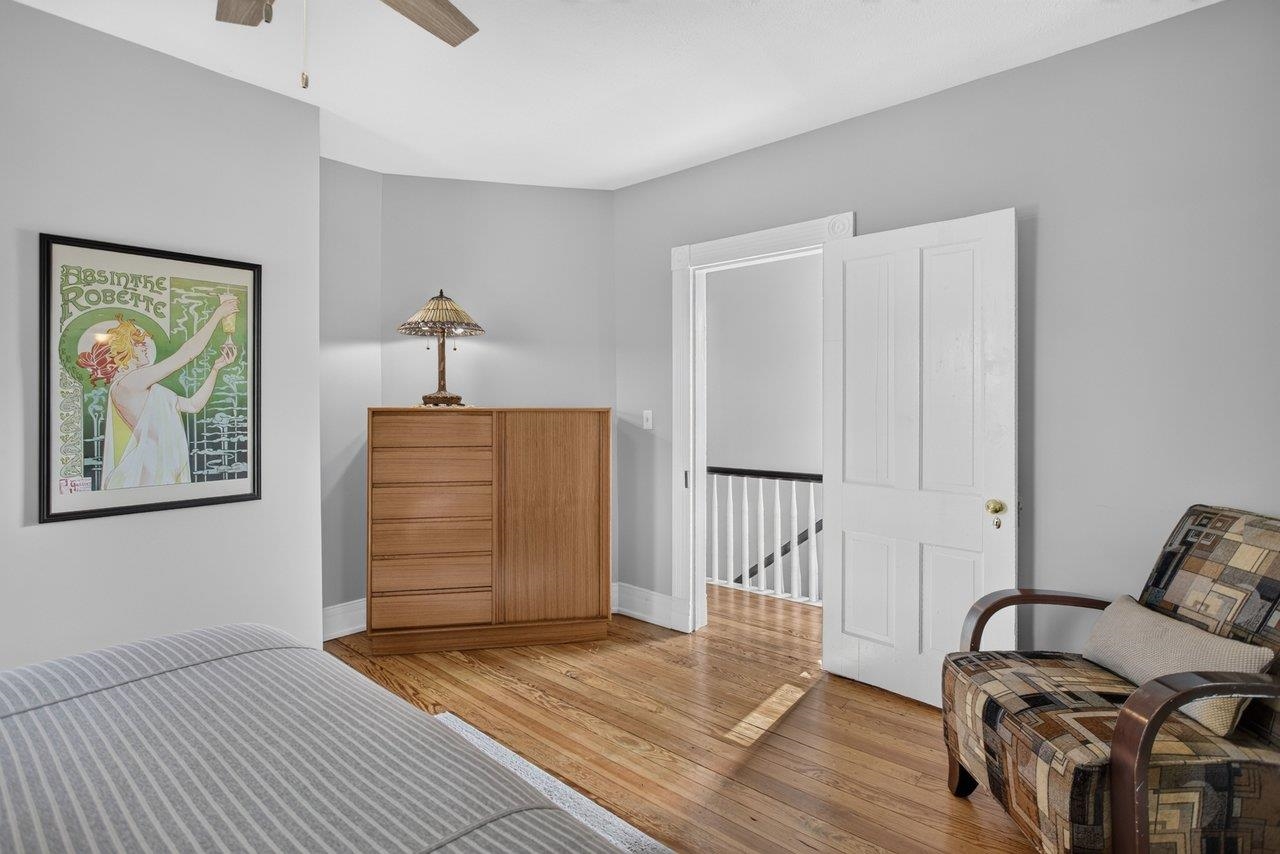 18 E PEABODY ST, STAUNTON, Virginia 24401, 4 Bedrooms Bedrooms, ,2 BathroomsBathrooms,Residential,18 E PEABODY ST,680390 MLS # 680390