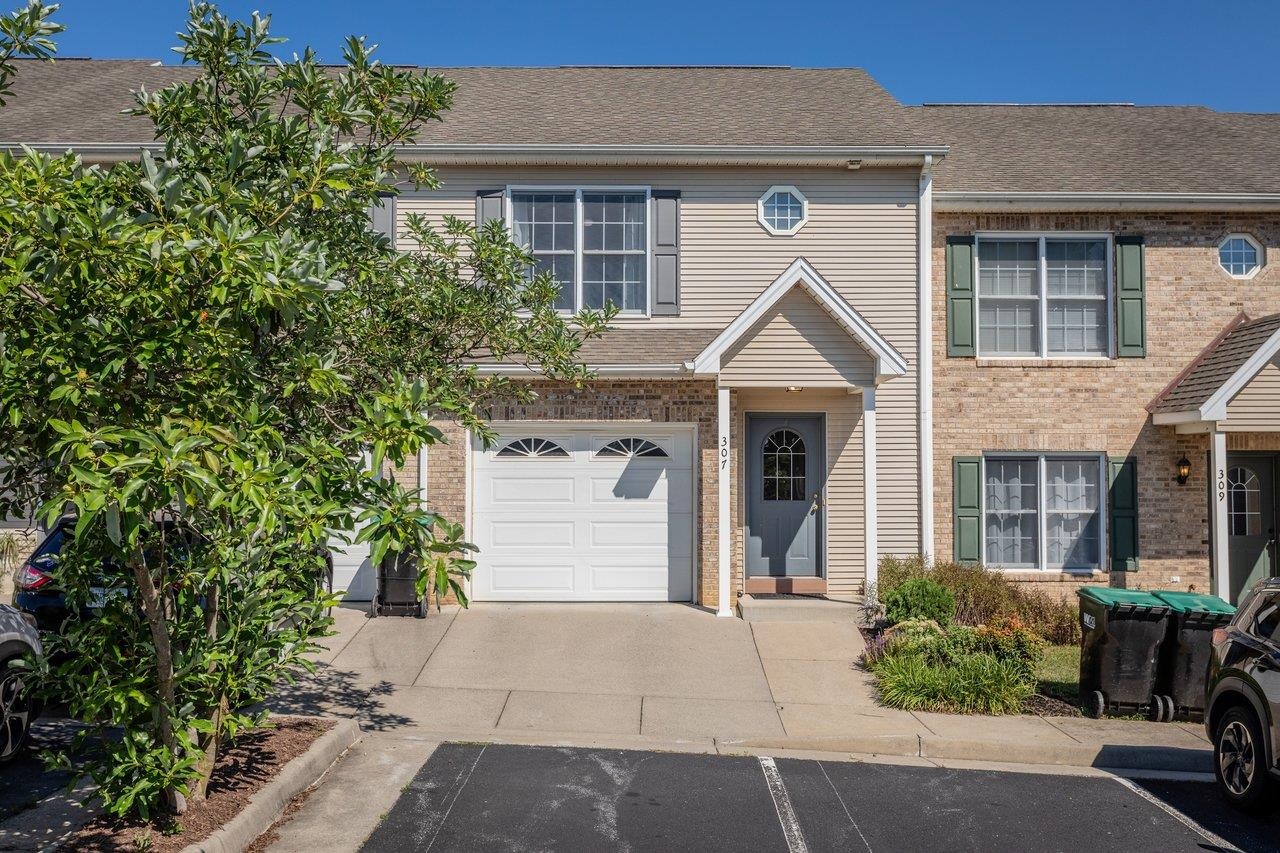 307 JOYCE DR, BRIDGEWATER, Virginia 22812, 3 Bedrooms Bedrooms, ,2 BathroomsBathrooms,Residential,307 JOYCE DR,680391 MLS # 680391