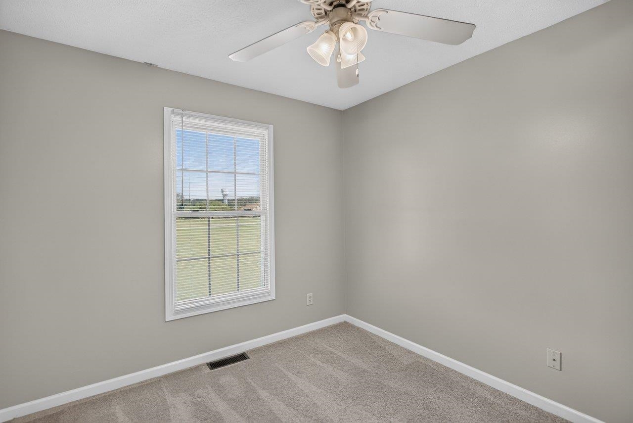 307 JOYCE DR, BRIDGEWATER, Virginia 22812, 3 Bedrooms Bedrooms, ,2 BathroomsBathrooms,Residential,307 JOYCE DR,680391 MLS # 680391