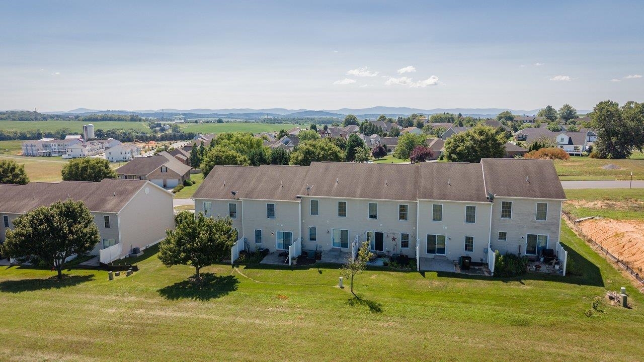 307 JOYCE DR, BRIDGEWATER, Virginia 22812, 3 Bedrooms Bedrooms, ,2 BathroomsBathrooms,Residential,307 JOYCE DR,680391 MLS # 680391