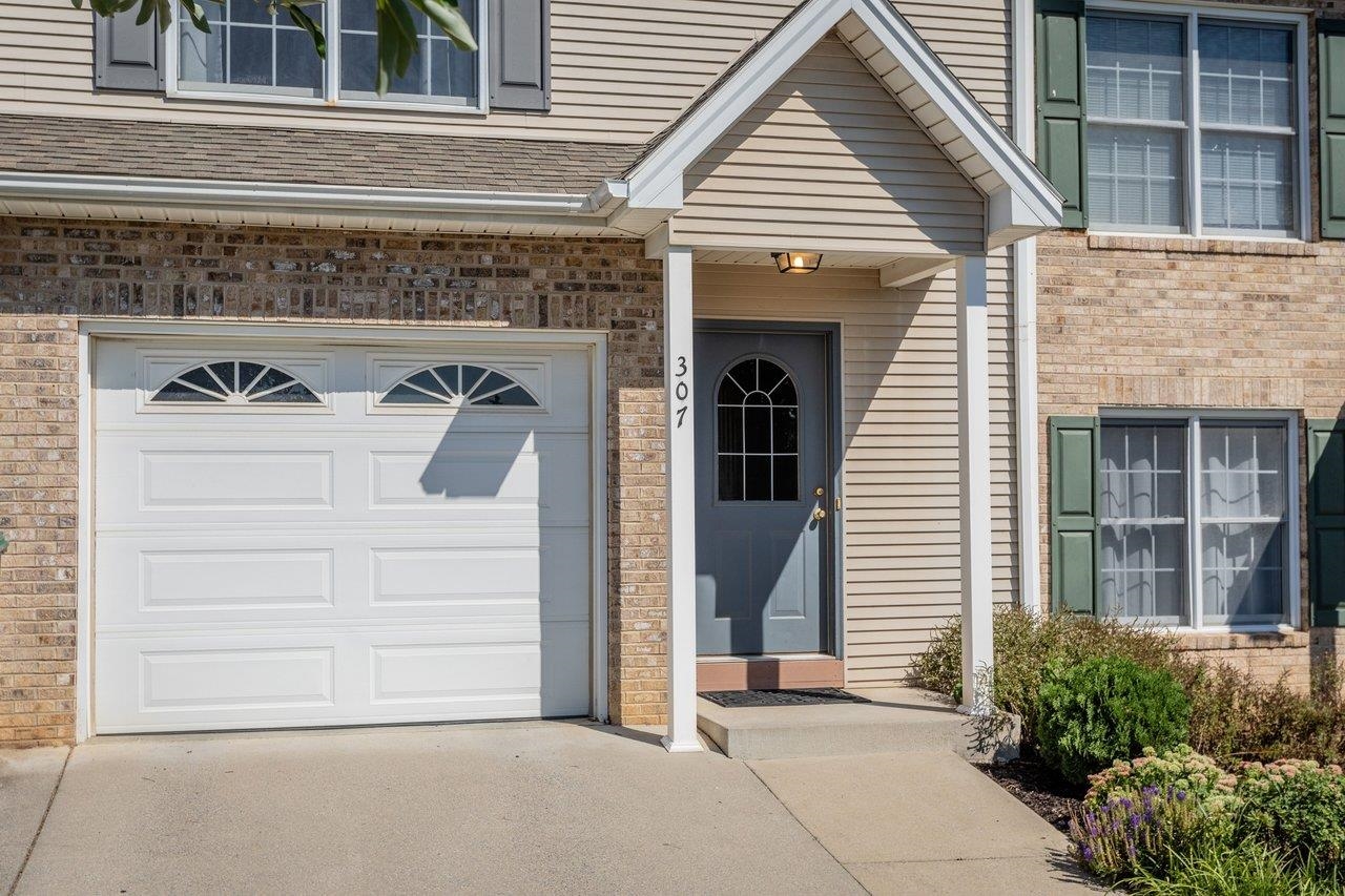 307 JOYCE DR, BRIDGEWATER, Virginia 22812, 3 Bedrooms Bedrooms, ,2 BathroomsBathrooms,Residential,307 JOYCE DR,680391 MLS # 680391