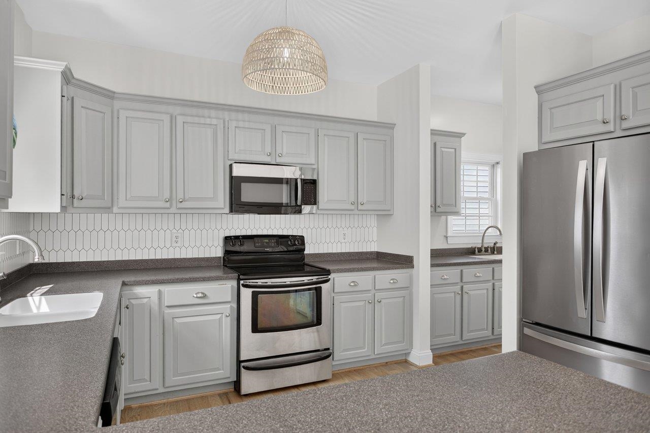 106 BELL CREEK DR, STAUNTON, Virginia 24401, 3 Bedrooms Bedrooms, ,2 BathroomsBathrooms,Residential,106 BELL CREEK DR,680392 MLS # 680392