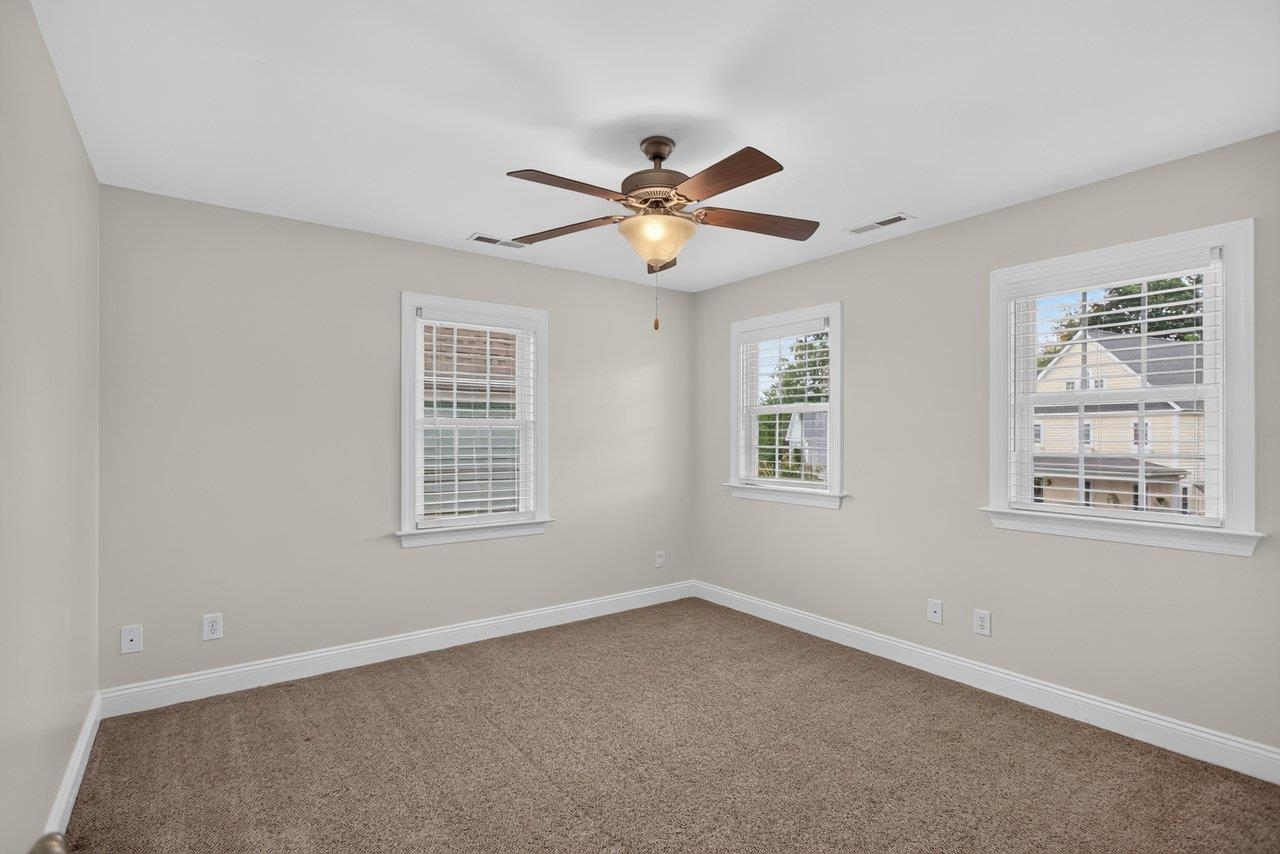 106 BELL CREEK DR, STAUNTON, Virginia 24401, 3 Bedrooms Bedrooms, ,2 BathroomsBathrooms,Residential,106 BELL CREEK DR,680392 MLS # 680392