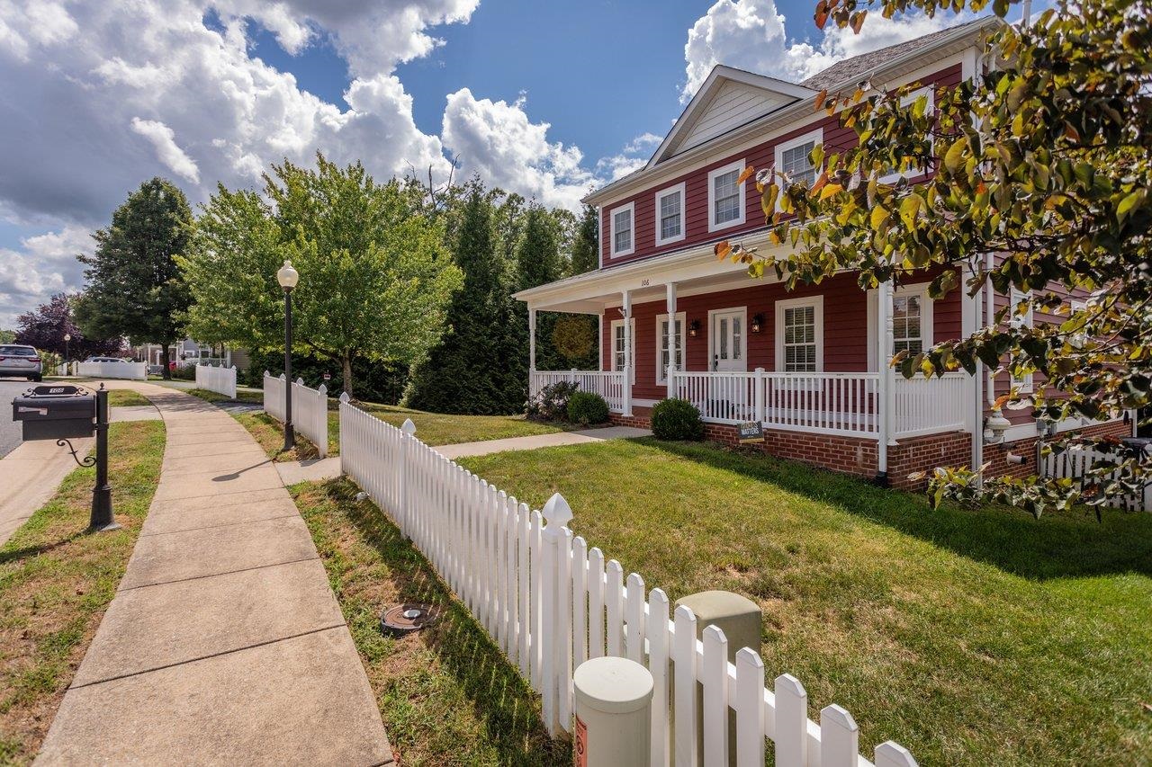 106 BELL CREEK DR, STAUNTON, Virginia 24401, 3 Bedrooms Bedrooms, ,2 BathroomsBathrooms,Residential,106 BELL CREEK DR,680392 MLS # 680392