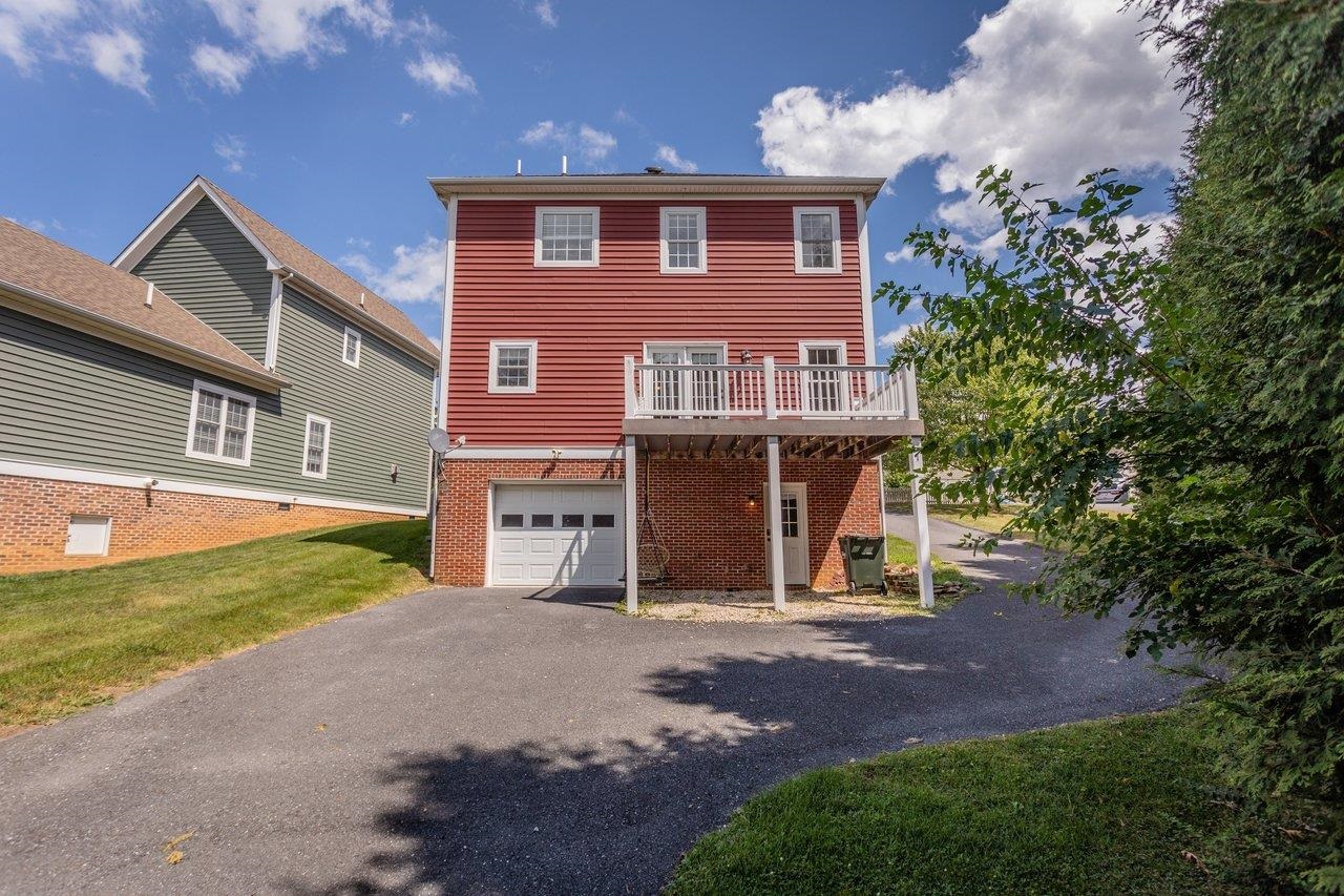106 BELL CREEK DR, STAUNTON, Virginia 24401, 3 Bedrooms Bedrooms, ,2 BathroomsBathrooms,Residential,106 BELL CREEK DR,680392 MLS # 680392