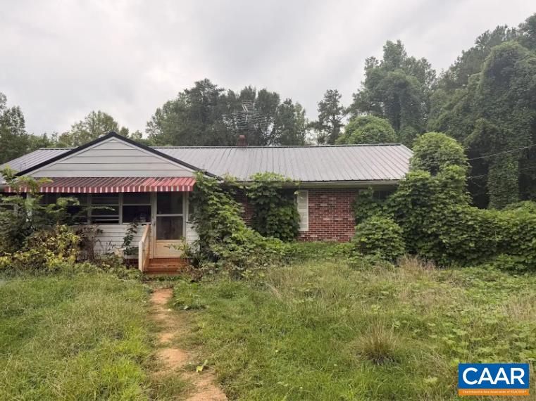 11972 W JAMES ANDERSON HWY, BUCKINGHAM, Virginia 23921, 3 Bedrooms Bedrooms, ,1 BathroomBathrooms,Residential,11972 W JAMES ANDERSON HWY,680393 MLS # 680393