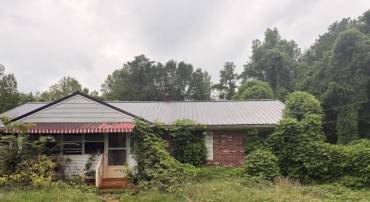 11972 W JAMES ANDERSON HWY, BUCKINGHAM, Virginia 23921, 3 Bedrooms Bedrooms, ,1 BathroomBathrooms,Residential,11972 W JAMES ANDERSON HWY,680393 MLS # 680393