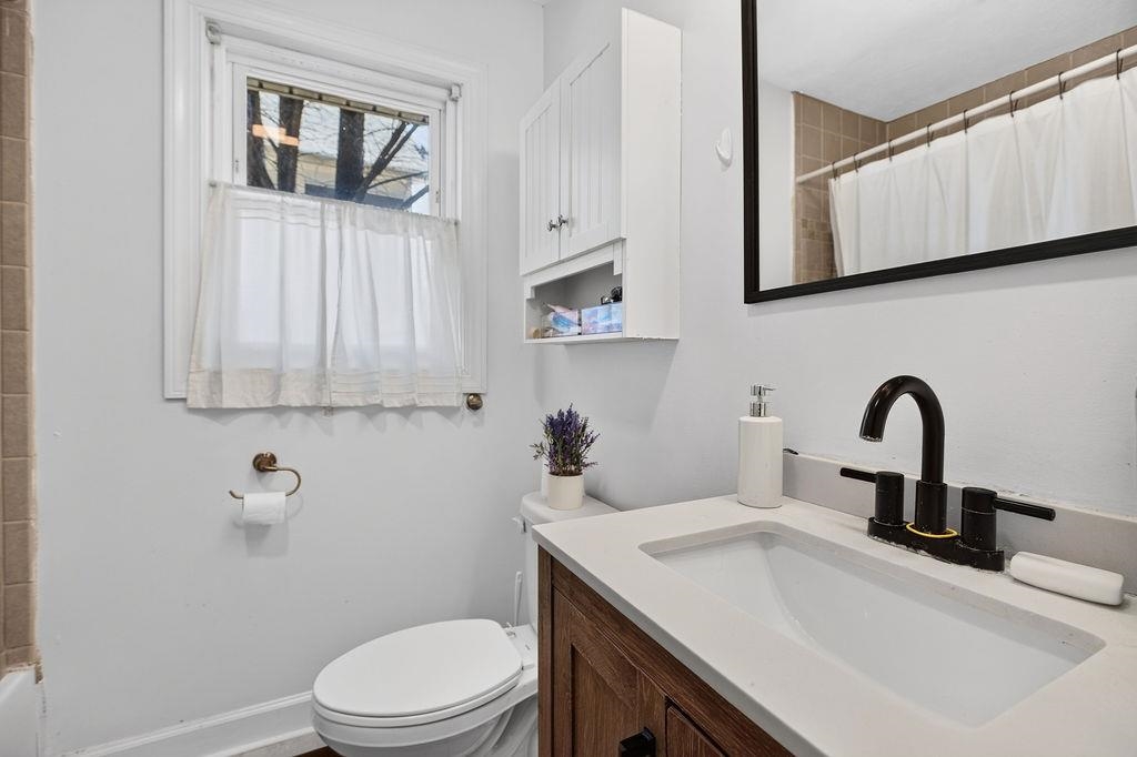 14 E PEABODY ST, STAUNTON, Virginia 24401, 3 Bedrooms Bedrooms, ,1 BathroomBathrooms,Residential,14 E PEABODY ST,680394 MLS # 680394 14 E PEABODY ST, STAUNTON, Virginia 24401, 3 Bedrooms Bedrooms, ,1 BathroomBathrooms,Residential,14 E PEABODY ST,680394 MLS # 680394