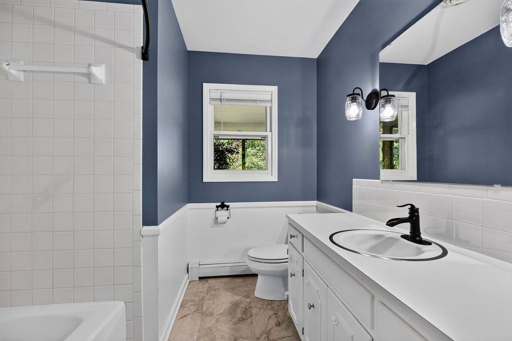 1215 PINEHURST RD, STAUNTON, Virginia 24401, 3 Bedrooms Bedrooms, ,2 BathroomsBathrooms,Residential,1215 PINEHURST RD,680395 MLS # 680395 1215 PINEHURST RD, STAUNTON, Virginia 24401, 3 Bedrooms Bedrooms, ,2 BathroomsBathrooms,Residential,1215 PINEHURST RD,680395 MLS # 680395