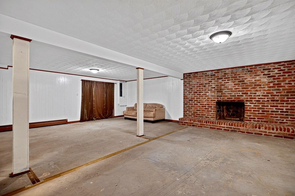 1215 PINEHURST RD, STAUNTON, Virginia 24401, 3 Bedrooms Bedrooms, ,2 BathroomsBathrooms,Residential,1215 PINEHURST RD,680395 MLS # 680395 1215 PINEHURST RD, STAUNTON, Virginia 24401, 3 Bedrooms Bedrooms, ,2 BathroomsBathrooms,Residential,1215 PINEHURST RD,680395 MLS # 680395