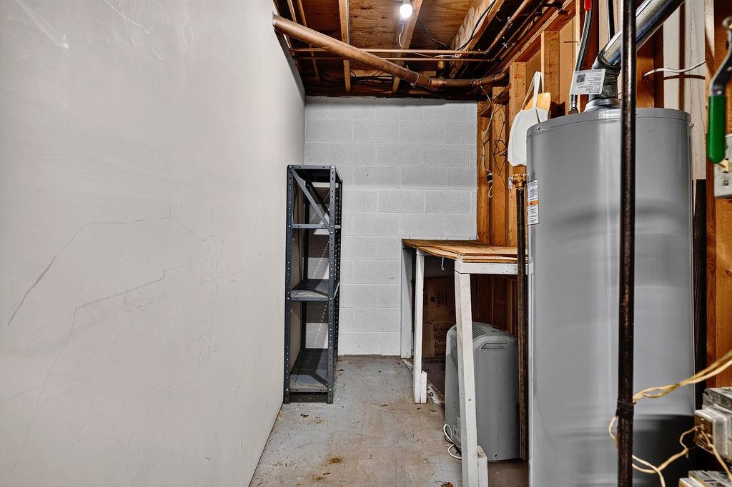 1215 PINEHURST RD, STAUNTON, Virginia 24401, 3 Bedrooms Bedrooms, ,2 BathroomsBathrooms,Residential,1215 PINEHURST RD,680395 MLS # 680395 1215 PINEHURST RD, STAUNTON, Virginia 24401, 3 Bedrooms Bedrooms, ,2 BathroomsBathrooms,Residential,1215 PINEHURST RD,680395 MLS # 680395