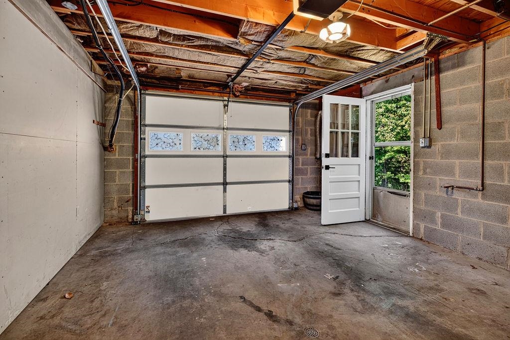 1215 PINEHURST RD, STAUNTON, Virginia 24401, 3 Bedrooms Bedrooms, ,2 BathroomsBathrooms,Residential,1215 PINEHURST RD,680395 MLS # 680395 1215 PINEHURST RD, STAUNTON, Virginia 24401, 3 Bedrooms Bedrooms, ,2 BathroomsBathrooms,Residential,1215 PINEHURST RD,680395 MLS # 680395