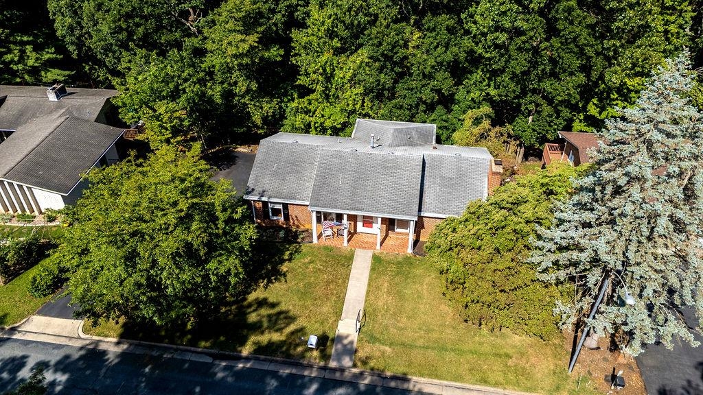 1215 PINEHURST RD, STAUNTON, Virginia 24401, 3 Bedrooms Bedrooms, ,2 BathroomsBathrooms,Residential,1215 PINEHURST RD,680395 MLS # 680395 1215 PINEHURST RD, STAUNTON, Virginia 24401, 3 Bedrooms Bedrooms, ,2 BathroomsBathrooms,Residential,1215 PINEHURST RD,680395 MLS # 680395