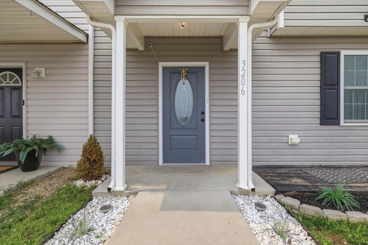 3206 HEBRON CT, ROCKINGHAM, Virginia 22801, 3 Bedrooms Bedrooms, ,2 BathroomsBathrooms,Residential,3206 HEBRON CT,680202 MLS # 680202 3206 HEBRON CT, ROCKINGHAM, Virginia 22801, 3 Bedrooms Bedrooms, ,2 BathroomsBathrooms,Residential,3206 HEBRON CT,680202 MLS # 680202