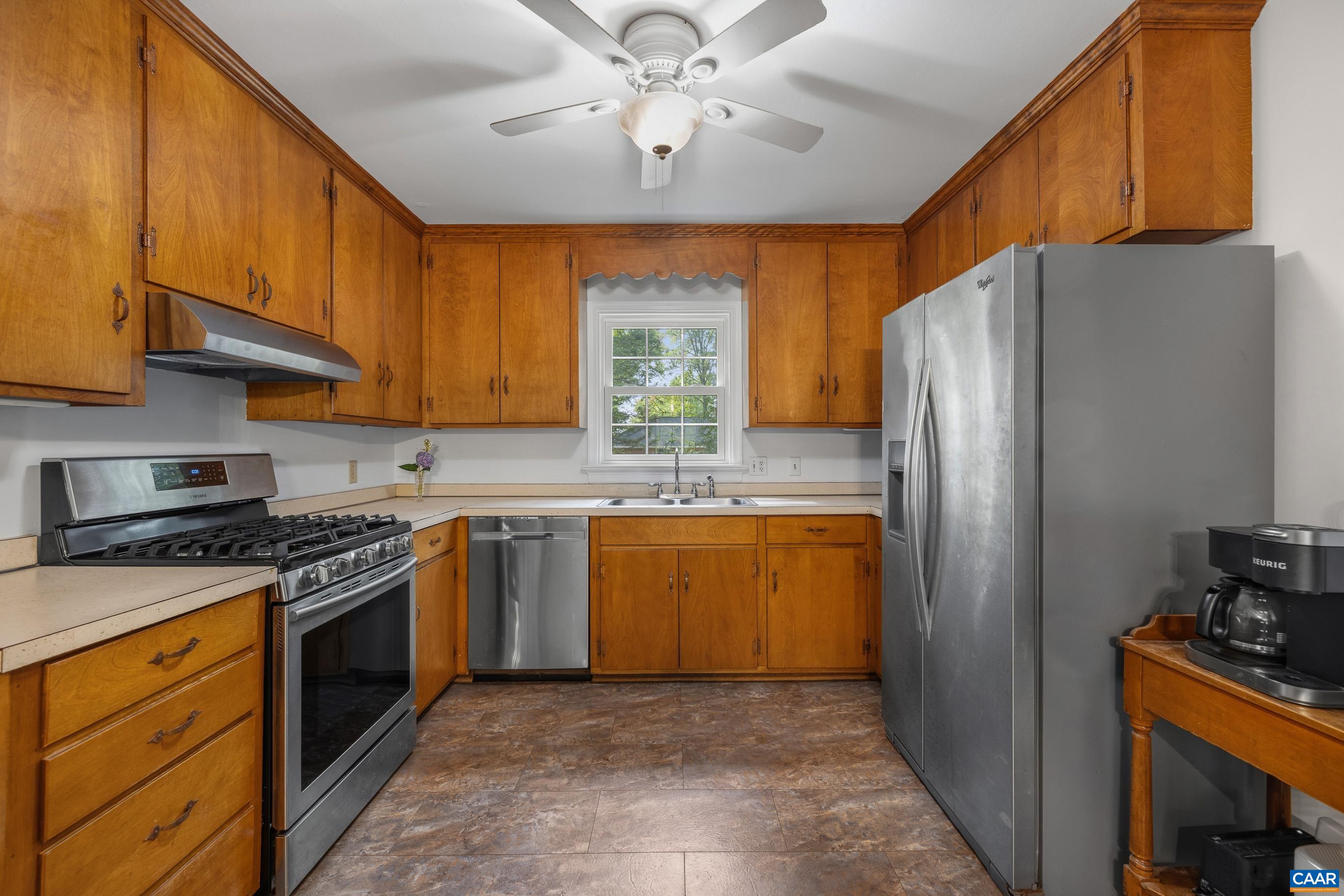 102 ANGUS CT, CHARLOTTESVILLE, Virginia 22901, 3 Bedrooms Bedrooms, ,2 BathroomsBathrooms,Residential,102 ANGUS CT,680281 MLS # 680281 102 ANGUS CT, CHARLOTTESVILLE, Virginia 22901, 3 Bedrooms Bedrooms, ,2 BathroomsBathrooms,Residential,102 ANGUS CT,680281 MLS # 680281