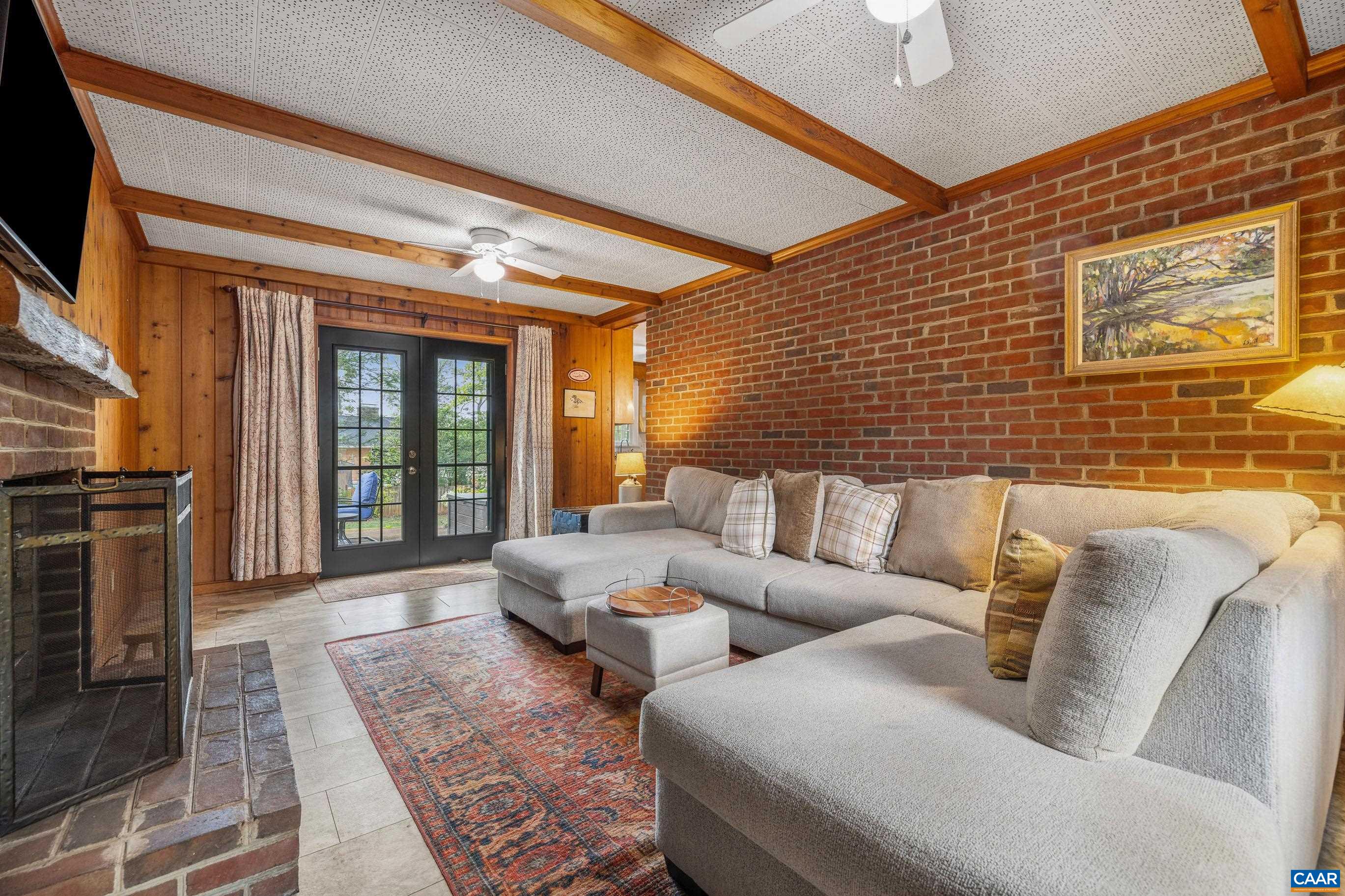102 ANGUS CT, CHARLOTTESVILLE, Virginia 22901, 3 Bedrooms Bedrooms, ,2 BathroomsBathrooms,Residential,102 ANGUS CT,680281 MLS # 680281 102 ANGUS CT, CHARLOTTESVILLE, Virginia 22901, 3 Bedrooms Bedrooms, ,2 BathroomsBathrooms,Residential,102 ANGUS CT,680281 MLS # 680281