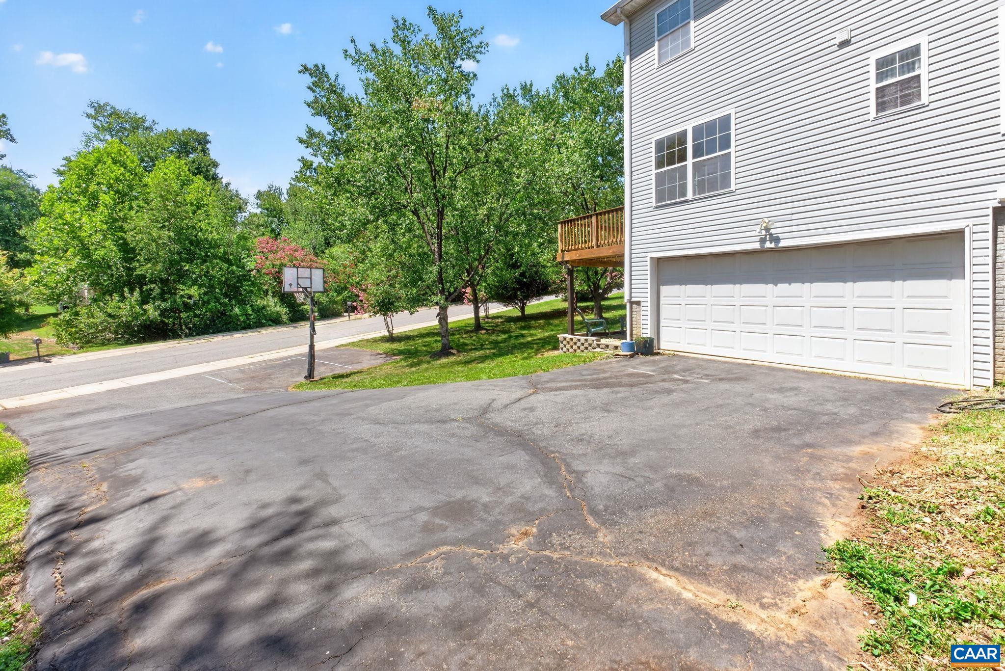 119 LUPINE LN, CHARLOTTESVILLE, Virginia 22901, 3 Bedrooms Bedrooms, ,2 BathroomsBathrooms,Residential,119 LUPINE LN,680301 MLS # 680301
