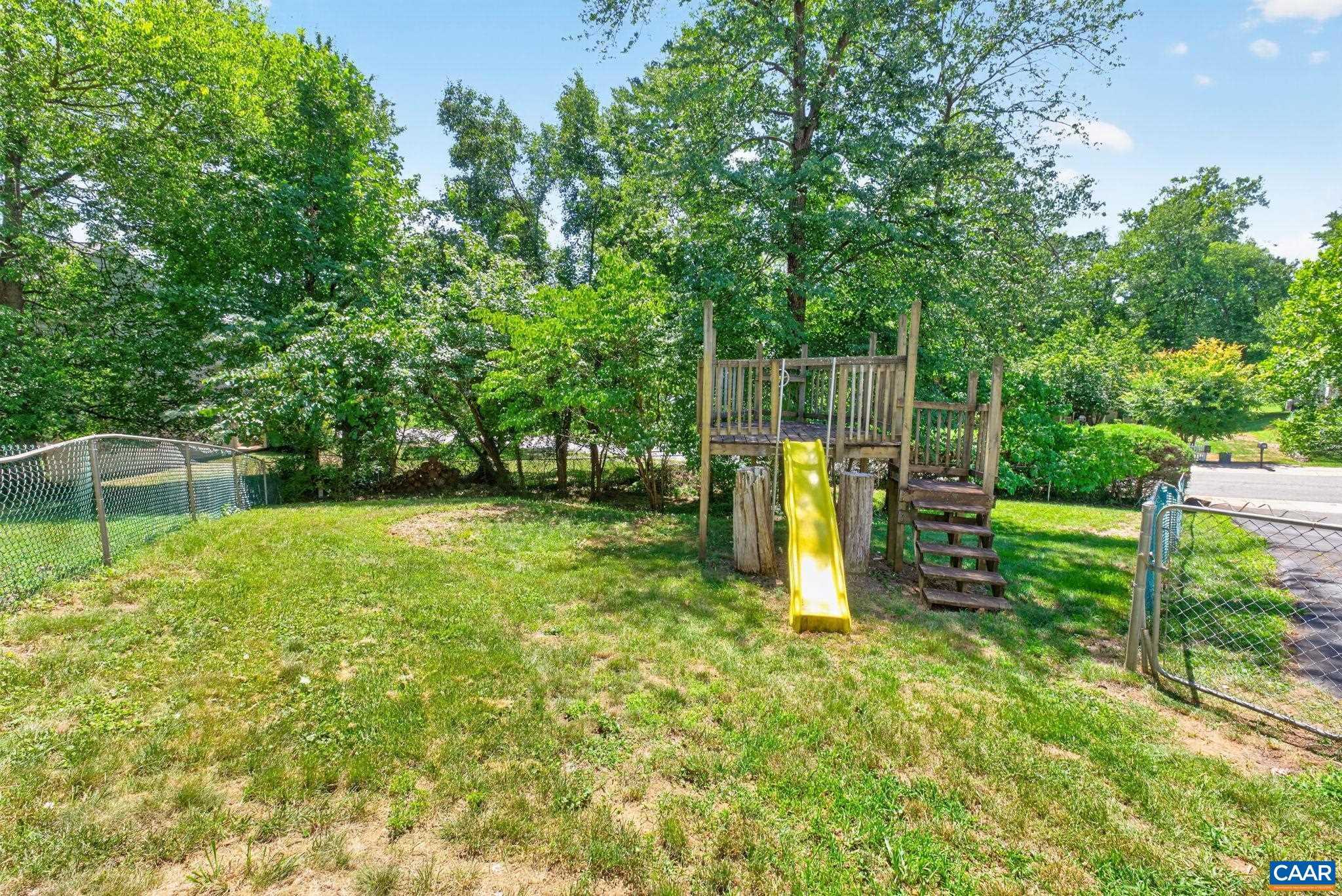 119 LUPINE LN, CHARLOTTESVILLE, Virginia 22901, 3 Bedrooms Bedrooms, ,2 BathroomsBathrooms,Residential,119 LUPINE LN,680301 MLS # 680301