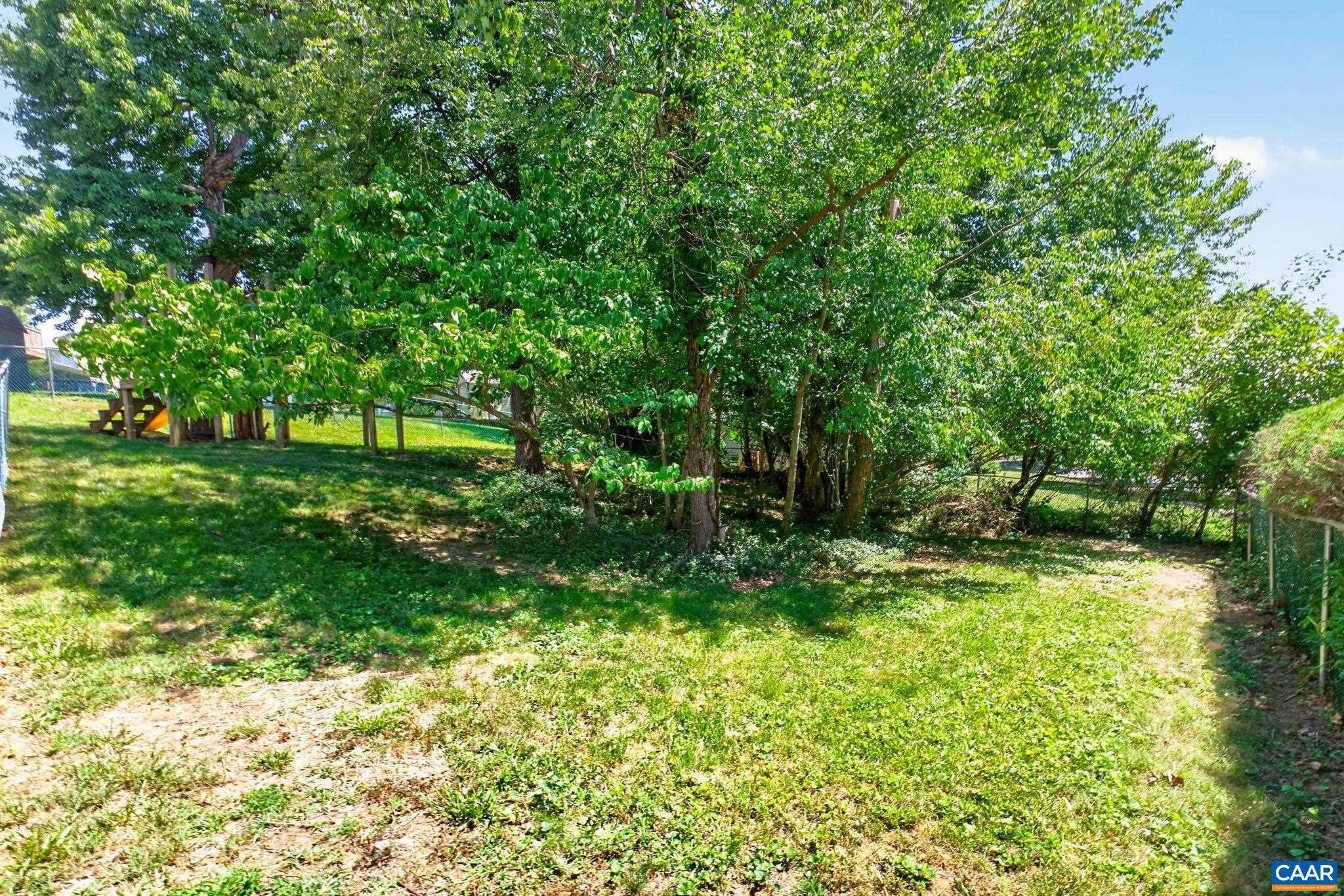 119 LUPINE LN, CHARLOTTESVILLE, Virginia 22901, 3 Bedrooms Bedrooms, ,2 BathroomsBathrooms,Residential,119 LUPINE LN,680301 MLS # 680301
