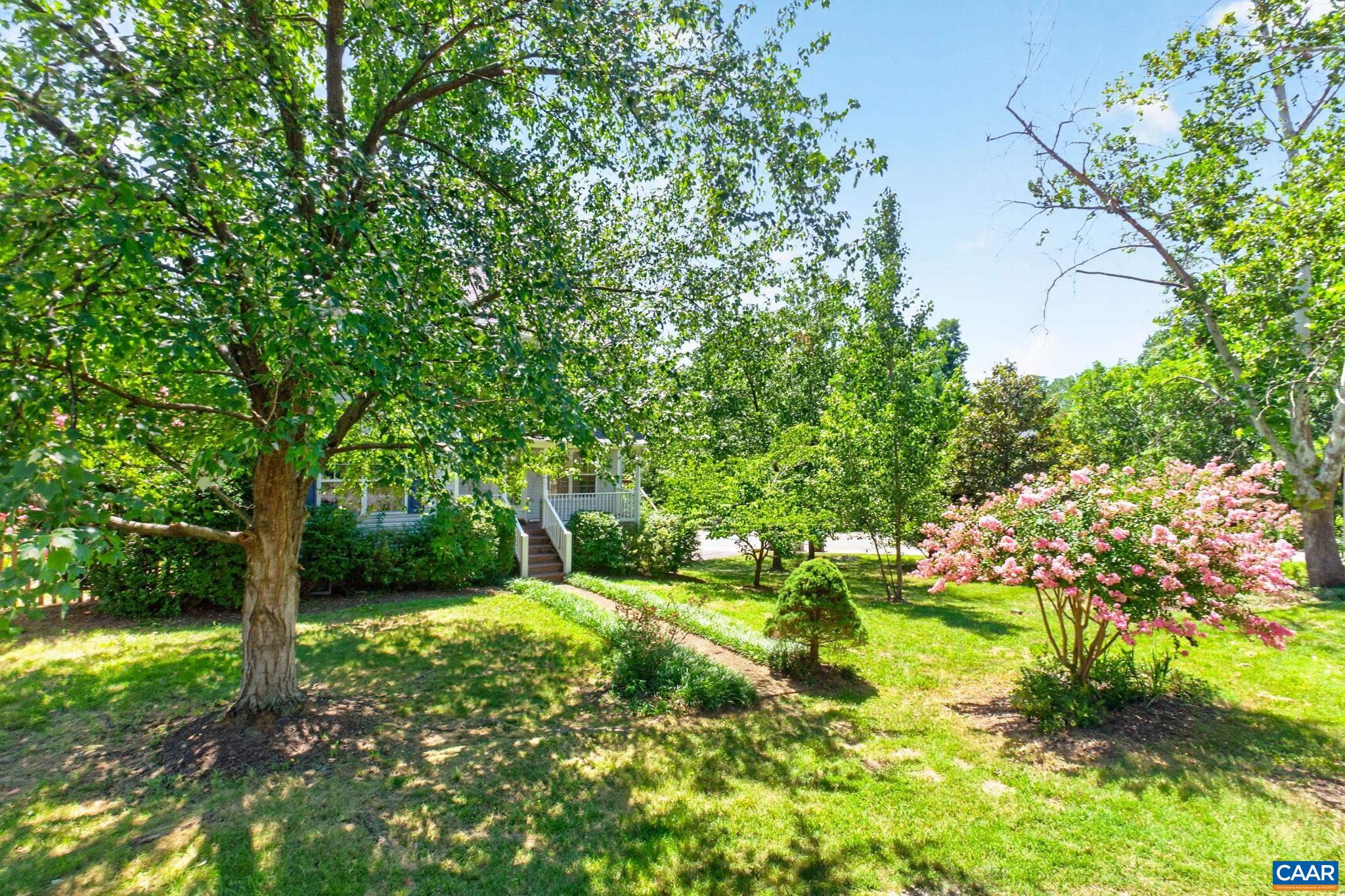 119 LUPINE LN, CHARLOTTESVILLE, Virginia 22901, 3 Bedrooms Bedrooms, ,2 BathroomsBathrooms,Residential,119 LUPINE LN,680301 MLS # 680301