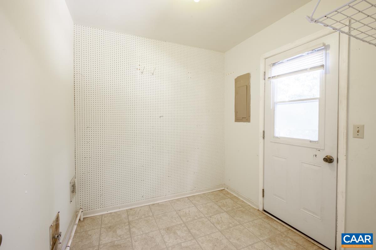 141 QUINCE LN, CHARLOTTESVILLE, Virginia 22902, 3 Bedrooms Bedrooms, ,1 BathroomBathrooms,Residential,141 QUINCE LN,680387 MLS # 680387 141 QUINCE LN, CHARLOTTESVILLE, Virginia 22902, 3 Bedrooms Bedrooms, ,1 BathroomBathrooms,Residential,141 QUINCE LN,680387 MLS # 680387