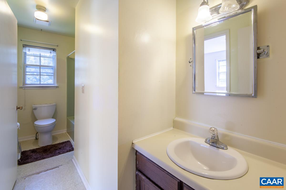 141 QUINCE LN, CHARLOTTESVILLE, Virginia 22902, 3 Bedrooms Bedrooms, ,1 BathroomBathrooms,Residential,141 QUINCE LN,680387 MLS # 680387 141 QUINCE LN, CHARLOTTESVILLE, Virginia 22902, 3 Bedrooms Bedrooms, ,1 BathroomBathrooms,Residential,141 QUINCE LN,680387 MLS # 680387