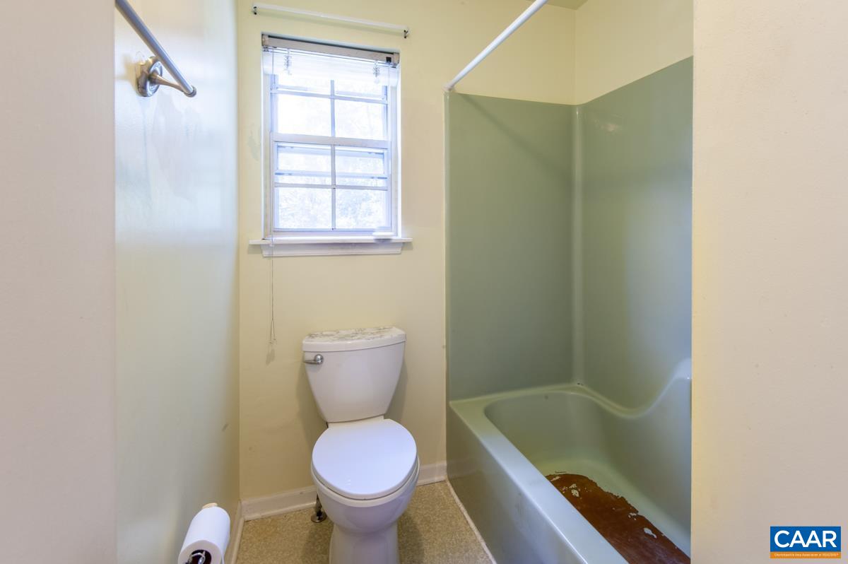 141 QUINCE LN, CHARLOTTESVILLE, Virginia 22902, 3 Bedrooms Bedrooms, ,1 BathroomBathrooms,Residential,141 QUINCE LN,680387 MLS # 680387 141 QUINCE LN, CHARLOTTESVILLE, Virginia 22902, 3 Bedrooms Bedrooms, ,1 BathroomBathrooms,Residential,141 QUINCE LN,680387 MLS # 680387