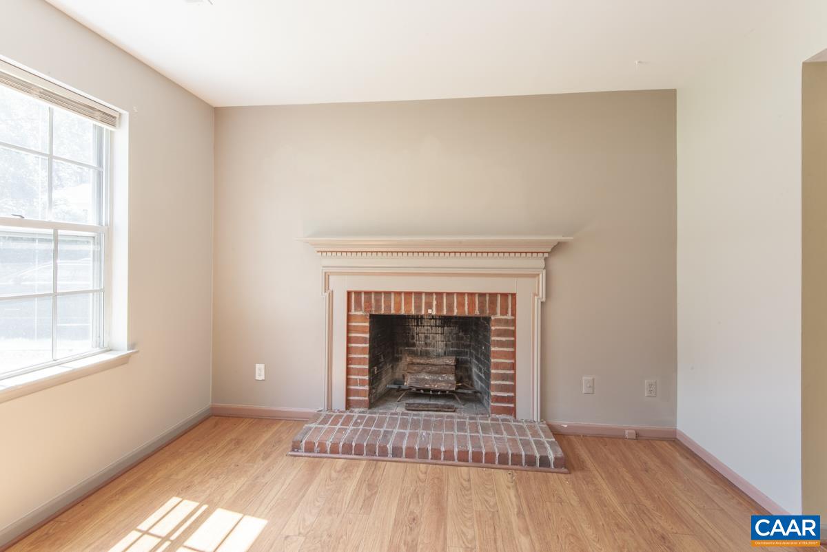 141 QUINCE LN, CHARLOTTESVILLE, Virginia 22902, 3 Bedrooms Bedrooms, ,1 BathroomBathrooms,Residential,141 QUINCE LN,680387 MLS # 680387 141 QUINCE LN, CHARLOTTESVILLE, Virginia 22902, 3 Bedrooms Bedrooms, ,1 BathroomBathrooms,Residential,141 QUINCE LN,680387 MLS # 680387