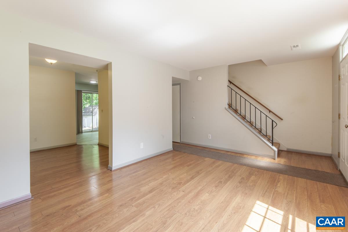 141 QUINCE LN, CHARLOTTESVILLE, Virginia 22902, 3 Bedrooms Bedrooms, ,1 BathroomBathrooms,Residential,141 QUINCE LN,680387 MLS # 680387 141 QUINCE LN, CHARLOTTESVILLE, Virginia 22902, 3 Bedrooms Bedrooms, ,1 BathroomBathrooms,Residential,141 QUINCE LN,680387 MLS # 680387