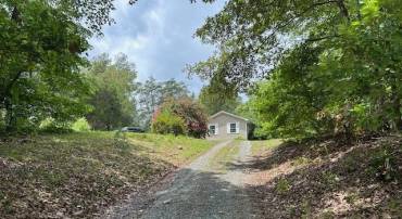 17911 S CONSTITUTION RTE, SCOTTSVILLE, Virginia 24590, 4 Bedrooms Bedrooms, ,2 BathroomsBathrooms,Residential,17911 S CONSTITUTION RTE,680406 MLS # 680406