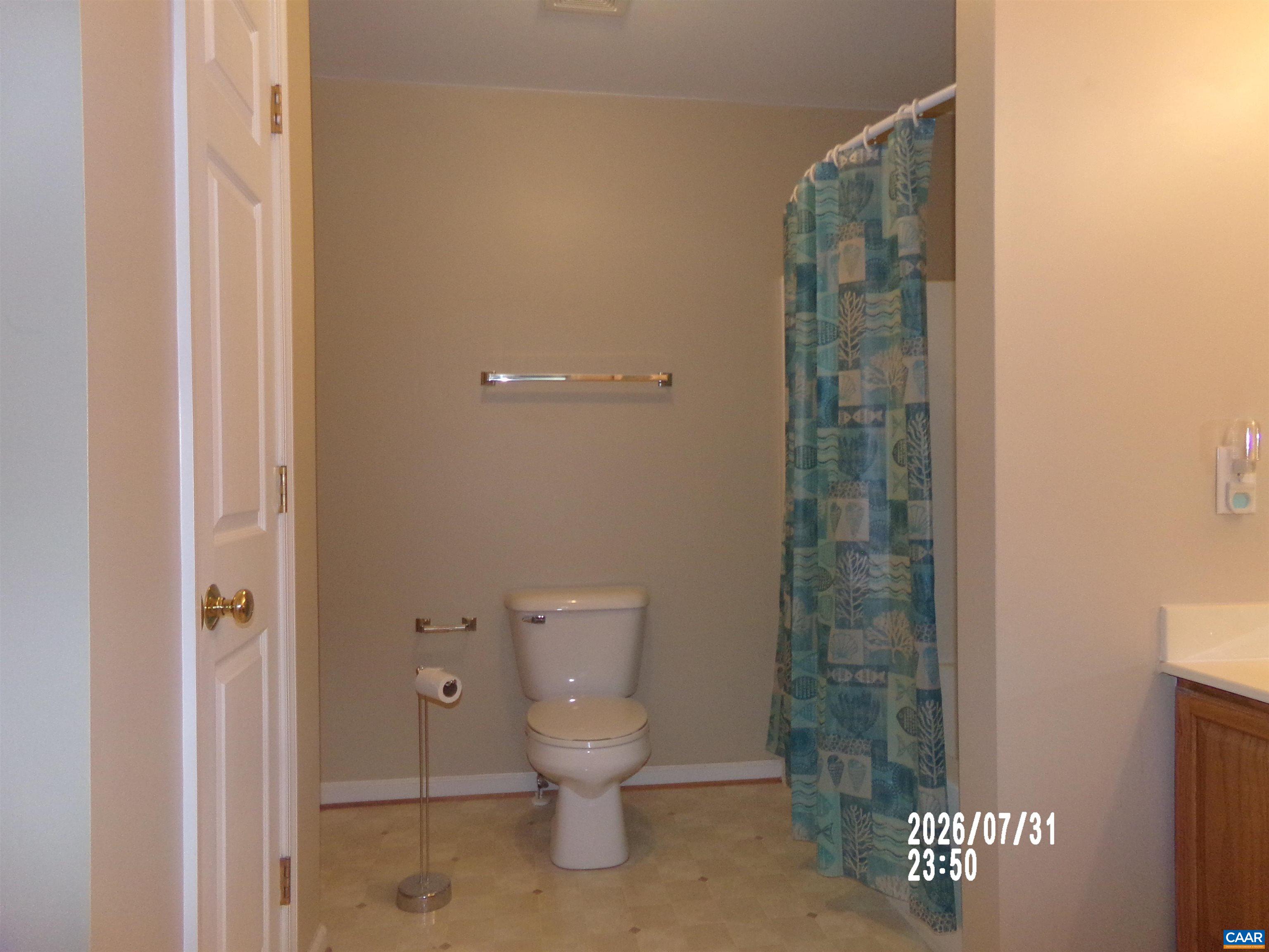 129 OAK VIEW RD, BARBOURSVILLE, Virginia 22923, 3 Bedrooms Bedrooms, ,2 BathroomsBathrooms,Residential,129 OAK VIEW RD,680407 MLS # 680407