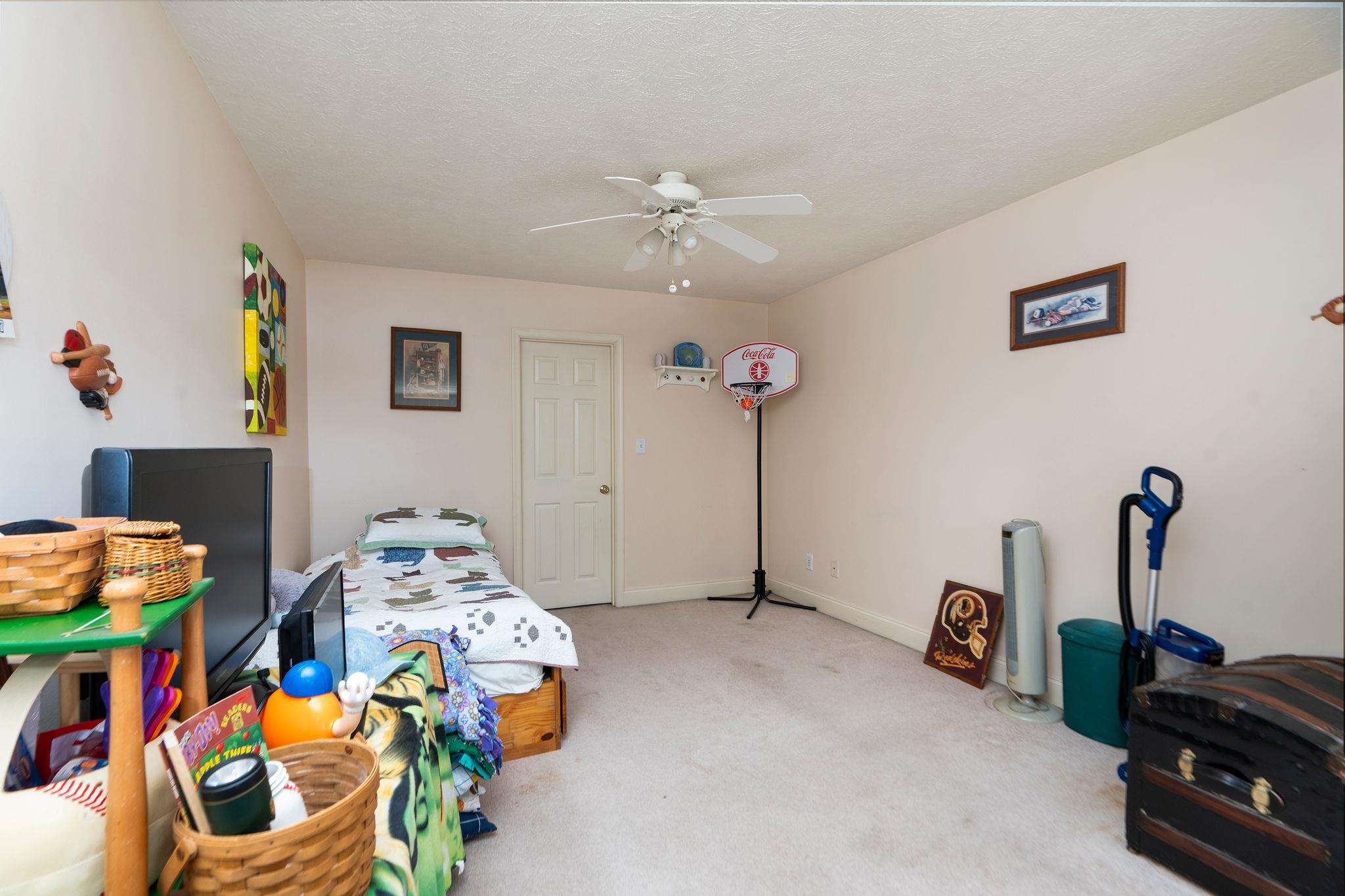 24 VILLA VIEW DR, STAUNTON, Virginia 24401, 3 Bedrooms Bedrooms, ,2 BathroomsBathrooms,Residential,24 VILLA VIEW DR,680411 MLS # 680411 24 VILLA VIEW DR, STAUNTON, Virginia 24401, 3 Bedrooms Bedrooms, ,2 BathroomsBathrooms,Residential,24 VILLA VIEW DR,680411 MLS # 680411