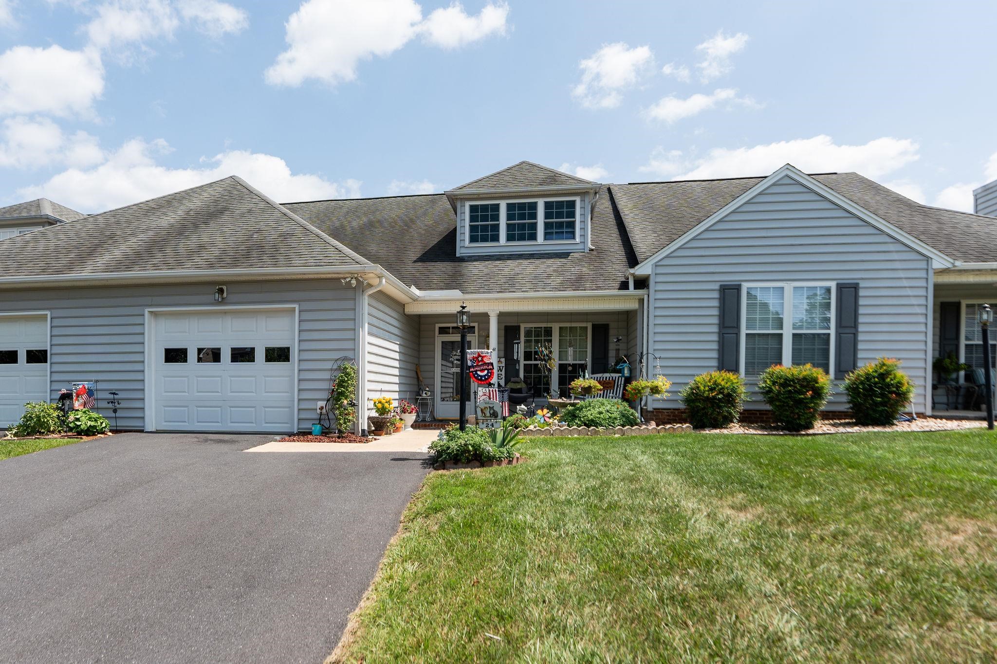 24 VILLA VIEW DR, STAUNTON, Virginia 24401, 3 Bedrooms Bedrooms, ,2 BathroomsBathrooms,Residential,24 VILLA VIEW DR,680411 MLS # 680411 24 VILLA VIEW DR, STAUNTON, Virginia 24401, 3 Bedrooms Bedrooms, ,2 BathroomsBathrooms,Residential,24 VILLA VIEW DR,680411 MLS # 680411