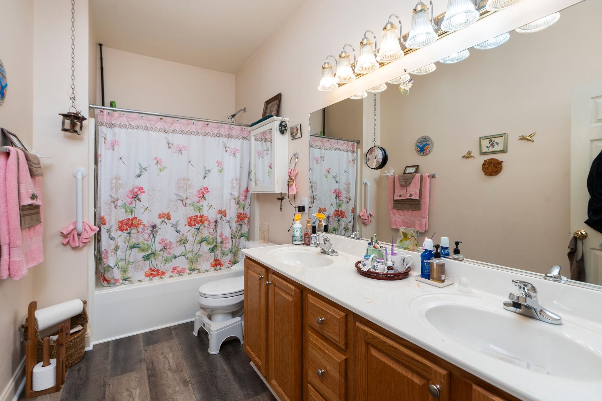 24 VILLA VIEW DR, STAUNTON, Virginia 24401, 3 Bedrooms Bedrooms, ,2 BathroomsBathrooms,Residential,24 VILLA VIEW DR,680411 MLS # 680411 24 VILLA VIEW DR, STAUNTON, Virginia 24401, 3 Bedrooms Bedrooms, ,2 BathroomsBathrooms,Residential,24 VILLA VIEW DR,680411 MLS # 680411