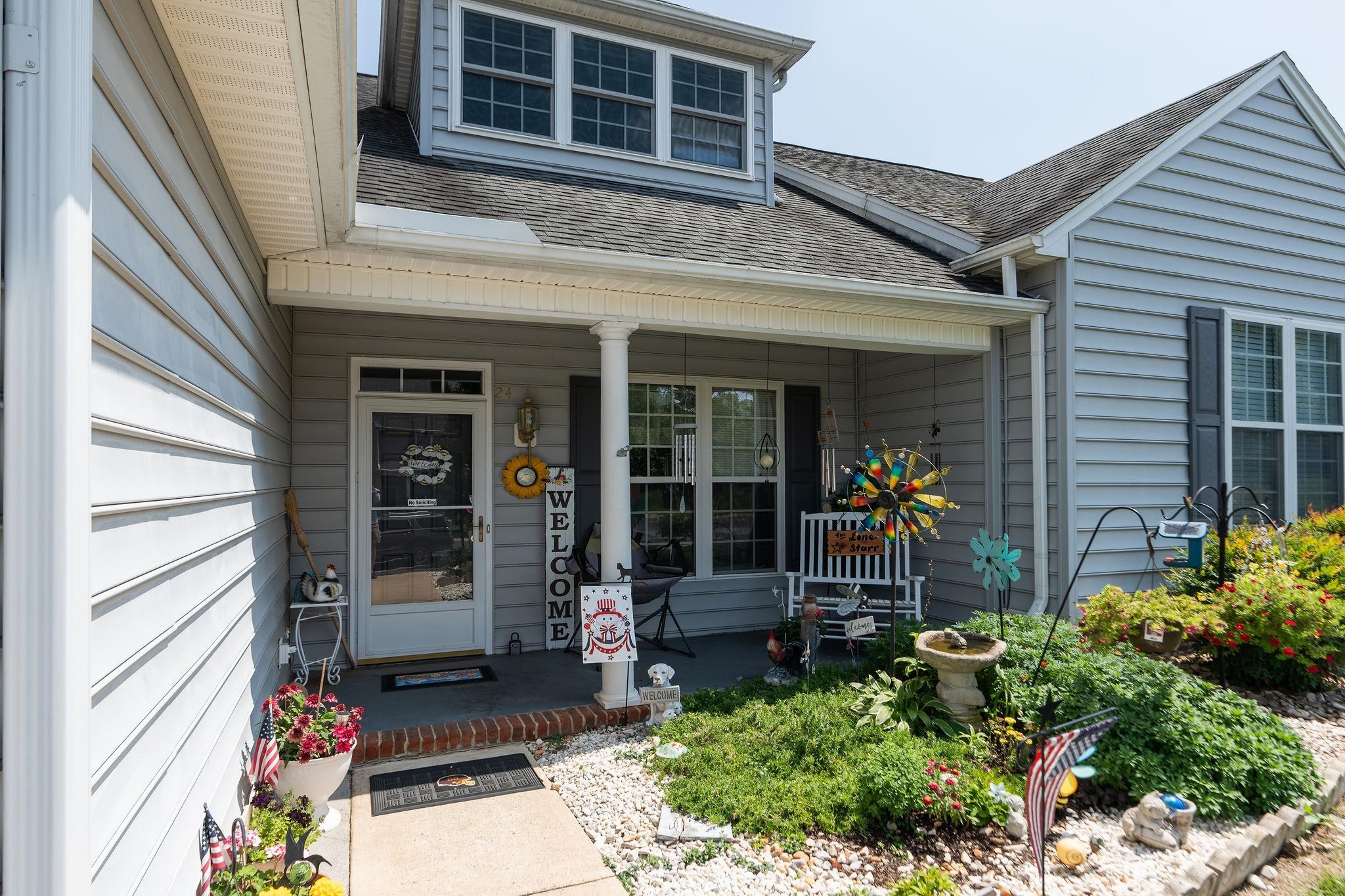 24 VILLA VIEW DR, STAUNTON, Virginia 24401, 3 Bedrooms Bedrooms, ,2 BathroomsBathrooms,Residential,24 VILLA VIEW DR,680411 MLS # 680411 24 VILLA VIEW DR, STAUNTON, Virginia 24401, 3 Bedrooms Bedrooms, ,2 BathroomsBathrooms,Residential,24 VILLA VIEW DR,680411 MLS # 680411