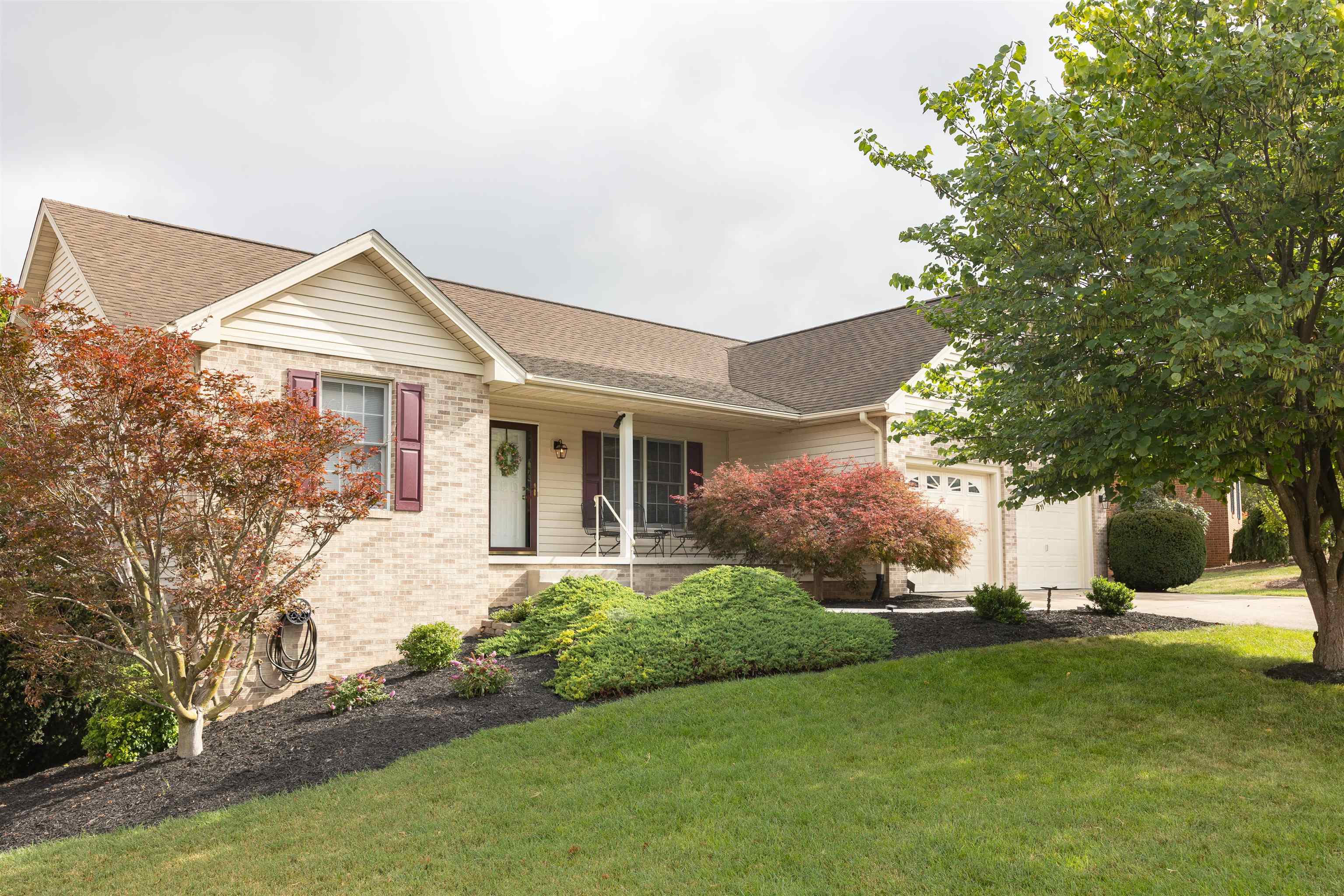 187 WALNUT DR, BROADWAY, Virginia 22815, 4 Bedrooms Bedrooms, ,3 BathroomsBathrooms,Residential,187 WALNUT DR,680418 MLS # 680418 187 WALNUT DR, BROADWAY, Virginia 22815, 4 Bedrooms Bedrooms, ,3 BathroomsBathrooms,Residential,187 WALNUT DR,680418 MLS # 680418
