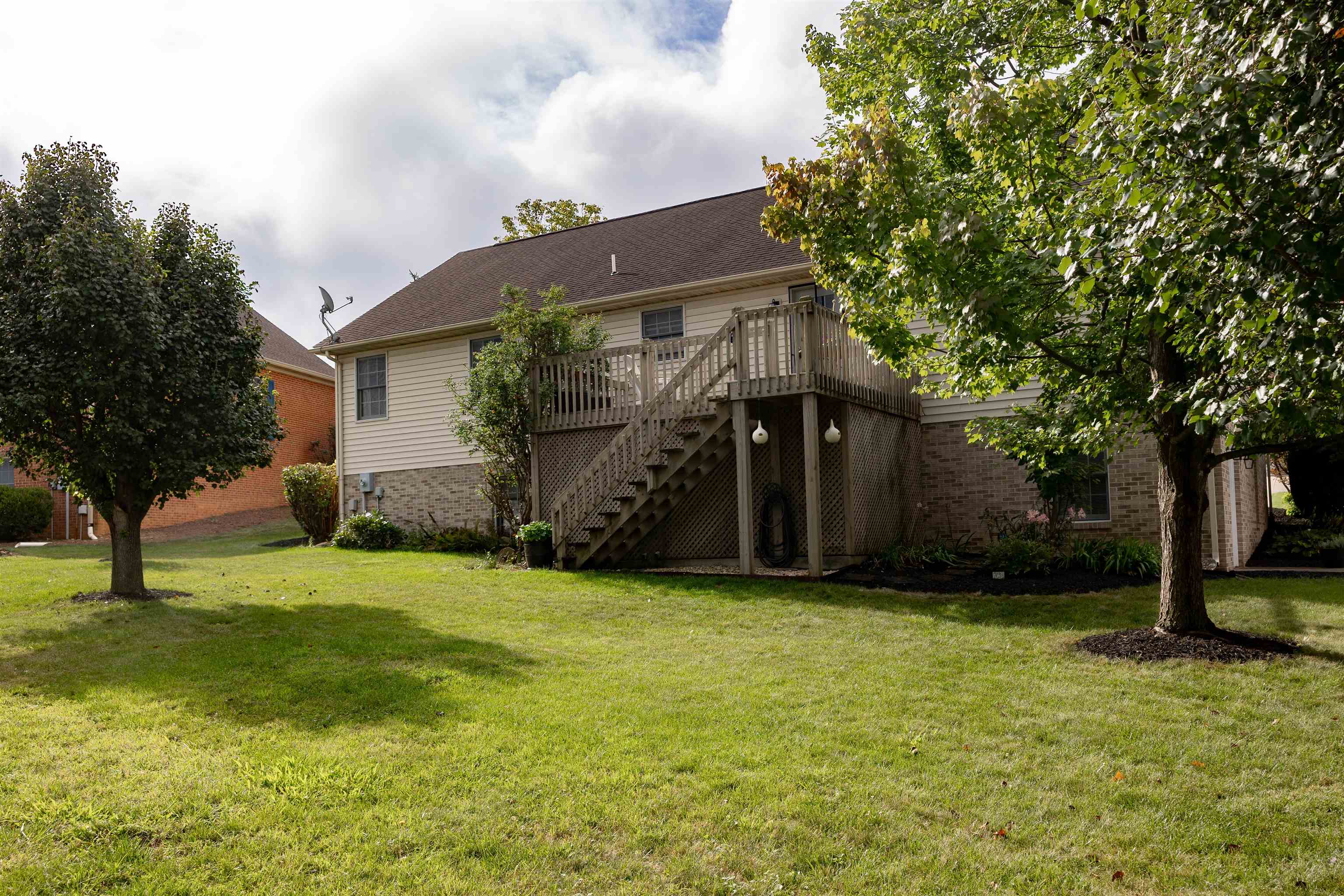 187 WALNUT DR, BROADWAY, Virginia 22815, 4 Bedrooms Bedrooms, ,3 BathroomsBathrooms,Residential,187 WALNUT DR,680418 MLS # 680418 187 WALNUT DR, BROADWAY, Virginia 22815, 4 Bedrooms Bedrooms, ,3 BathroomsBathrooms,Residential,187 WALNUT DR,680418 MLS # 680418