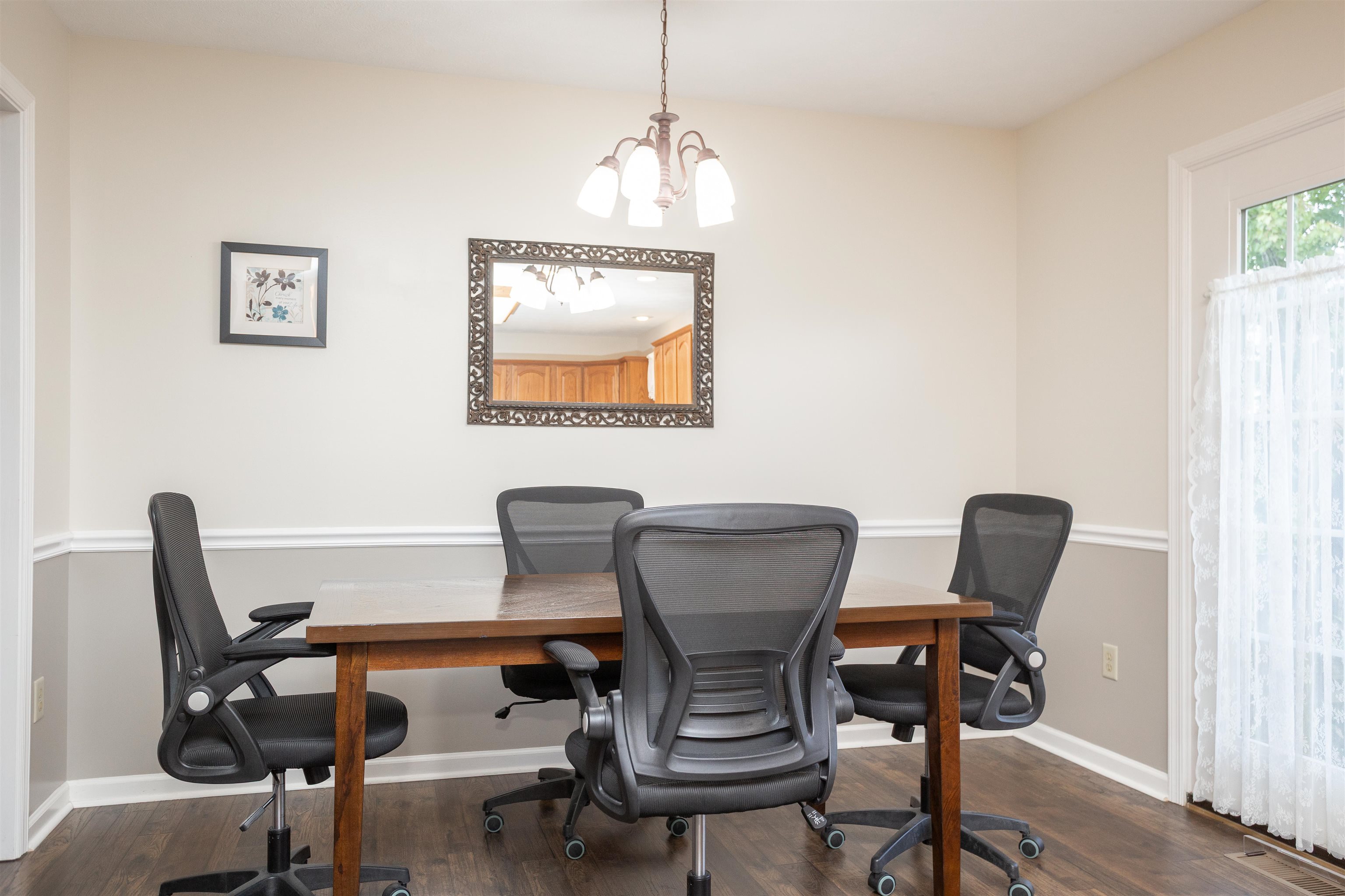 187 WALNUT DR, BROADWAY, Virginia 22815, 4 Bedrooms Bedrooms, ,3 BathroomsBathrooms,Residential,187 WALNUT DR,680418 MLS # 680418 187 WALNUT DR, BROADWAY, Virginia 22815, 4 Bedrooms Bedrooms, ,3 BathroomsBathrooms,Residential,187 WALNUT DR,680418 MLS # 680418