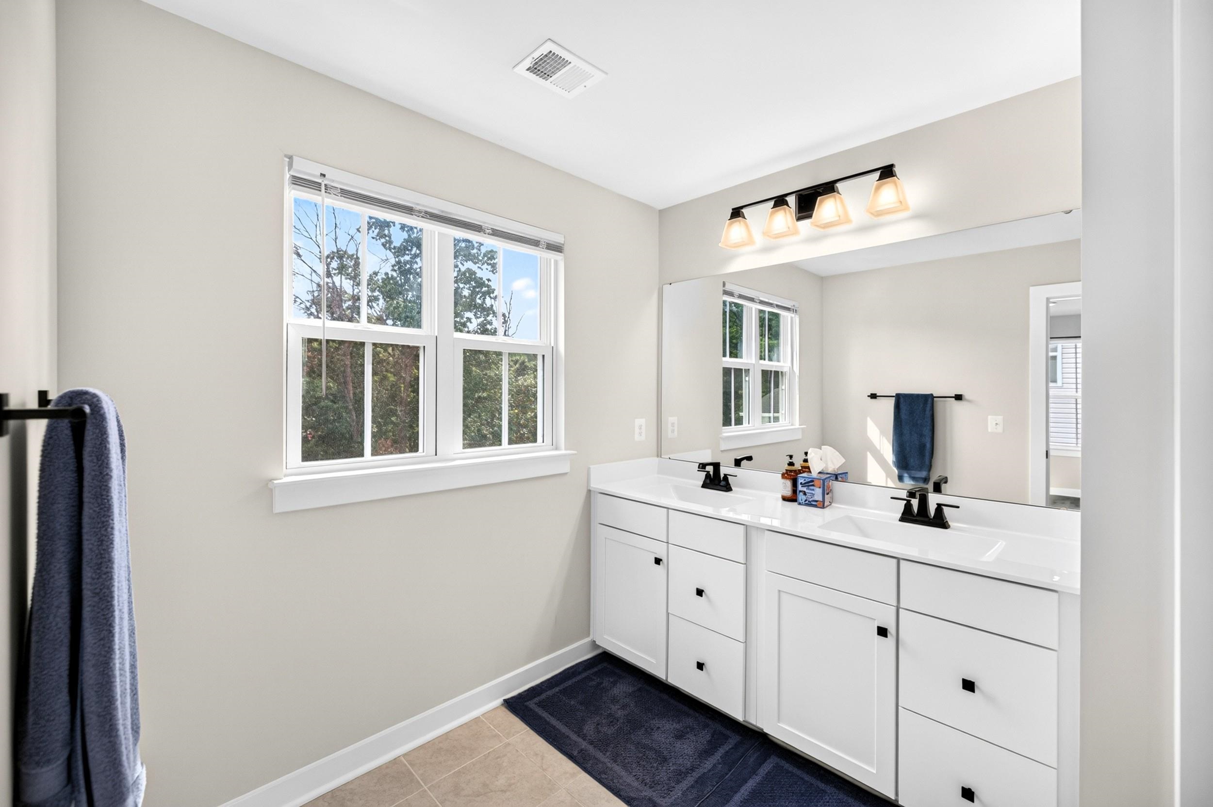 2785 RIDGE HAVEN DR, ROCKINGHAM, Virginia 22801, 5 Bedrooms Bedrooms, ,3 BathroomsBathrooms,Residential,2785 RIDGE HAVEN DR,680419 MLS # 680419 2785 RIDGE HAVEN DR, ROCKINGHAM, Virginia 22801, 5 Bedrooms Bedrooms, ,3 BathroomsBathrooms,Residential,2785 RIDGE HAVEN DR,680419 MLS # 680419