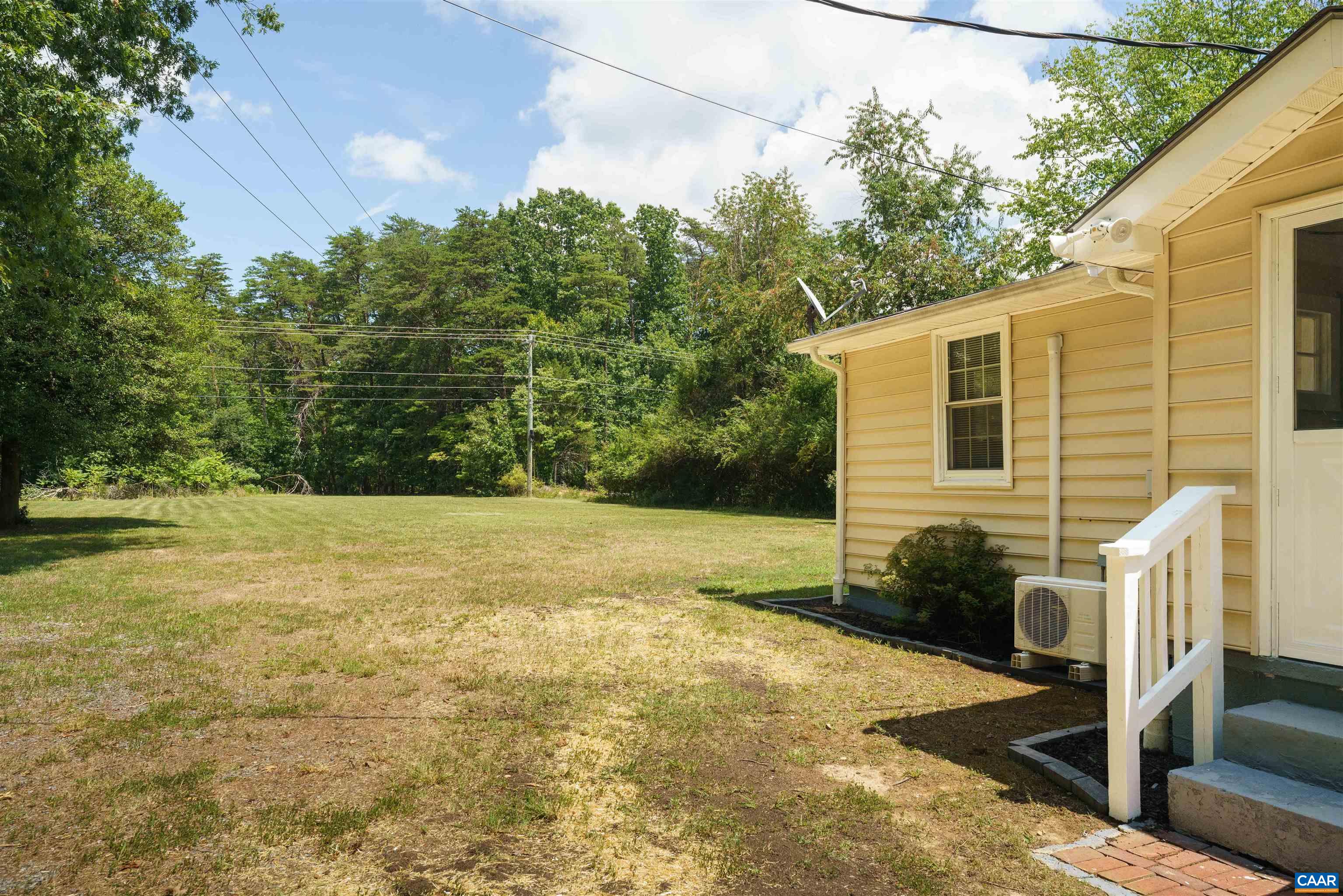 4426 ROLLING RD, SCOTTSVILLE, Virginia 24590, 2 Bedrooms Bedrooms, ,1 BathroomBathrooms,Residential,4426 ROLLING RD,680420 MLS # 680420 4426 ROLLING RD, SCOTTSVILLE, Virginia 24590, 2 Bedrooms Bedrooms, ,1 BathroomBathrooms,Residential,4426 ROLLING RD,680420 MLS # 680420