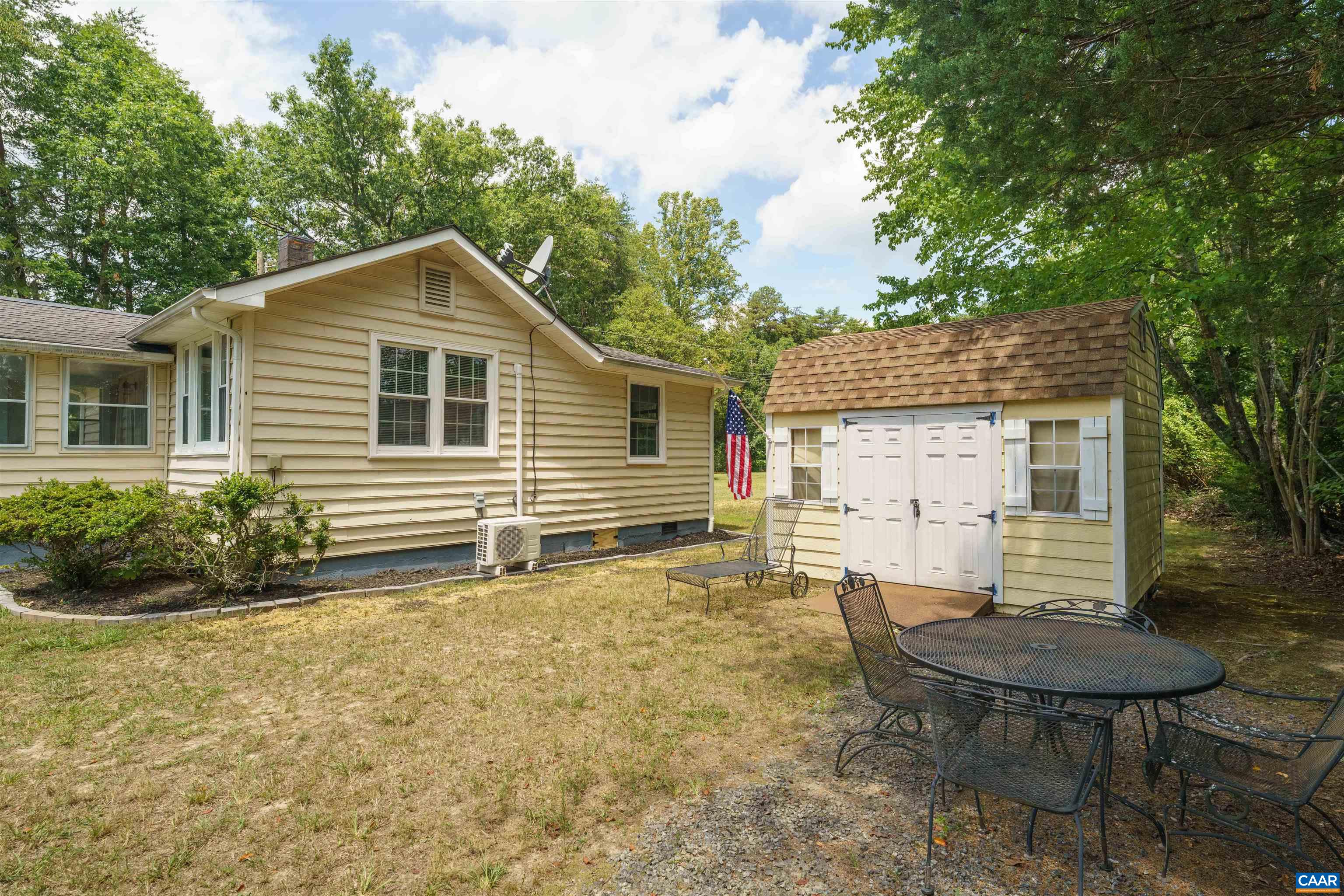 4426 ROLLING RD, SCOTTSVILLE, Virginia 24590, 2 Bedrooms Bedrooms, ,1 BathroomBathrooms,Residential,4426 ROLLING RD,680420 MLS # 680420 4426 ROLLING RD, SCOTTSVILLE, Virginia 24590, 2 Bedrooms Bedrooms, ,1 BathroomBathrooms,Residential,4426 ROLLING RD,680420 MLS # 680420