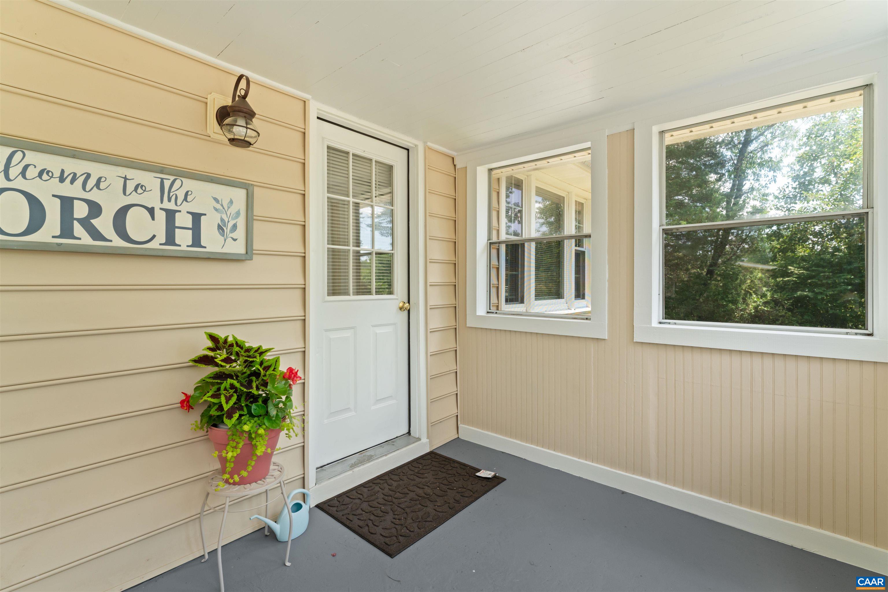 4426 ROLLING RD, SCOTTSVILLE, Virginia 24590, 2 Bedrooms Bedrooms, ,1 BathroomBathrooms,Residential,4426 ROLLING RD,680420 MLS # 680420 4426 ROLLING RD, SCOTTSVILLE, Virginia 24590, 2 Bedrooms Bedrooms, ,1 BathroomBathrooms,Residential,4426 ROLLING RD,680420 MLS # 680420
