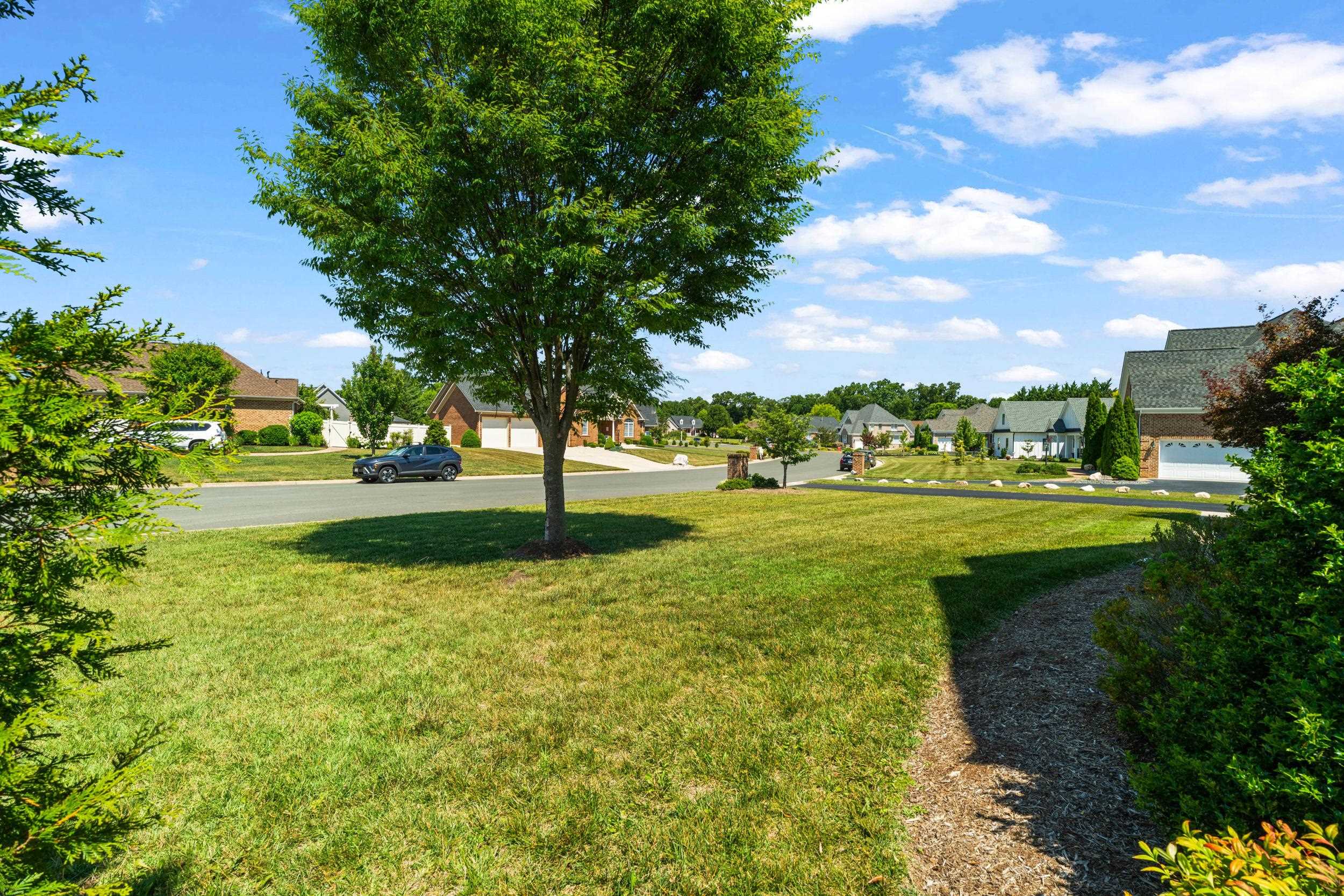 2420 VILLAGE DR, WAYNESBORO, Virginia 22980, 5 Bedrooms Bedrooms, ,4 BathroomsBathrooms,Residential,2420 VILLAGE DR,679899 MLS # 679899 2420 VILLAGE DR, WAYNESBORO, Virginia 22980, 5 Bedrooms Bedrooms, ,4 BathroomsBathrooms,Residential,2420 VILLAGE DR,679899 MLS # 679899