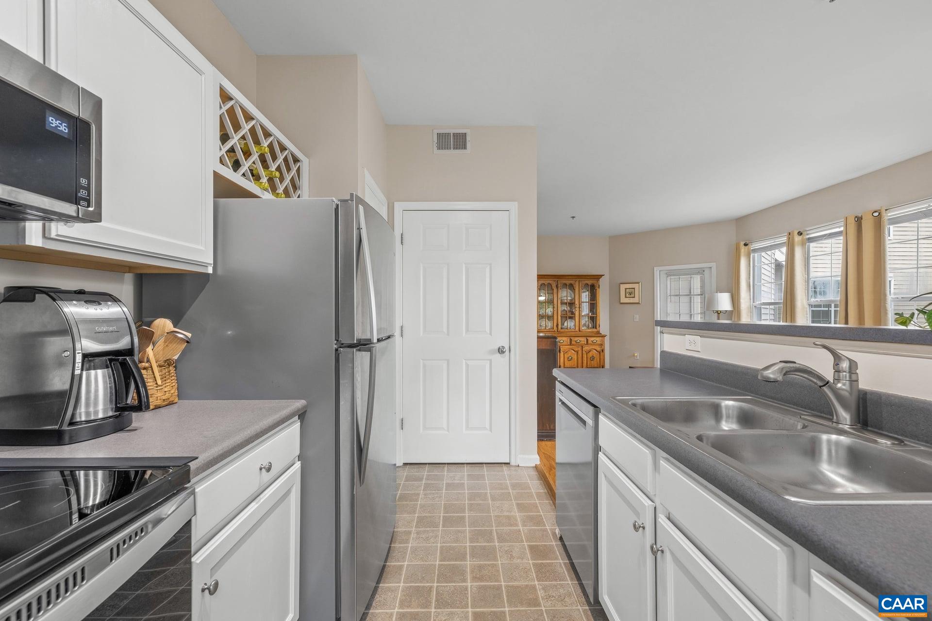 270 RIVERBEND DR, CHARLOTTESVILLE, Virginia 22911, 1 Bedroom Bedrooms, ,1 BathroomBathrooms,Residential,270 RIVERBEND DR,680340 MLS # 680340 270 RIVERBEND DR, CHARLOTTESVILLE, Virginia 22911, 1 Bedroom Bedrooms, ,1 BathroomBathrooms,Residential,270 RIVERBEND DR,680340 MLS # 680340