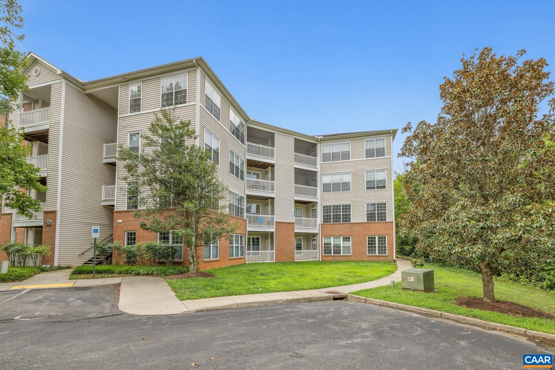 270 RIVERBEND DR, CHARLOTTESVILLE, Virginia 22911, 1 Bedroom Bedrooms, ,1 BathroomBathrooms,Residential,270 RIVERBEND DR,680340 MLS # 680340 270 RIVERBEND DR, CHARLOTTESVILLE, Virginia 22911, 1 Bedroom Bedrooms, ,1 BathroomBathrooms,Residential,270 RIVERBEND DR,680340 MLS # 680340