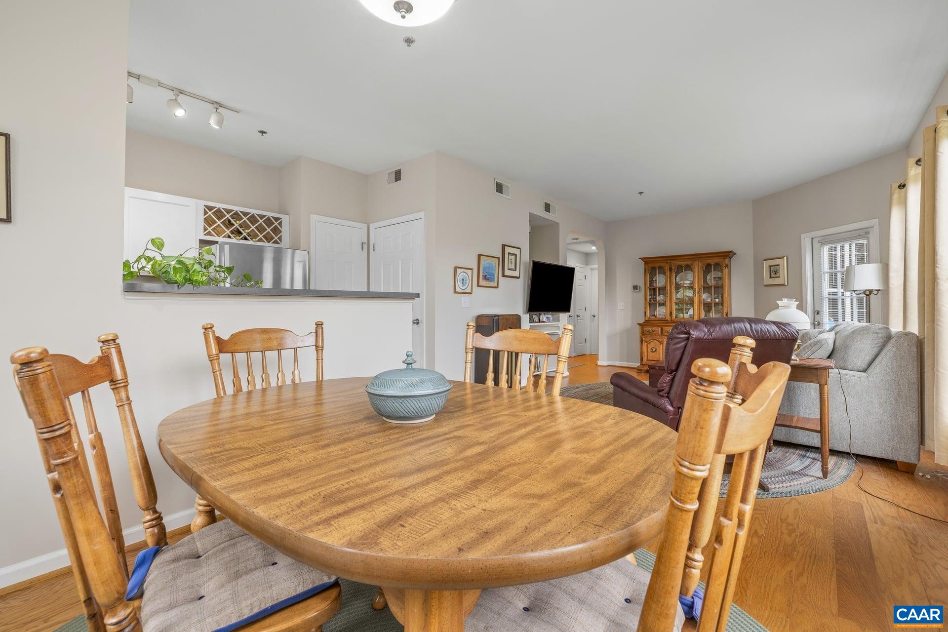 270 RIVERBEND DR, CHARLOTTESVILLE, Virginia 22911, 1 Bedroom Bedrooms, ,1 BathroomBathrooms,Residential,270 RIVERBEND DR,680340 MLS # 680340 270 RIVERBEND DR, CHARLOTTESVILLE, Virginia 22911, 1 Bedroom Bedrooms, ,1 BathroomBathrooms,Residential,270 RIVERBEND DR,680340 MLS # 680340