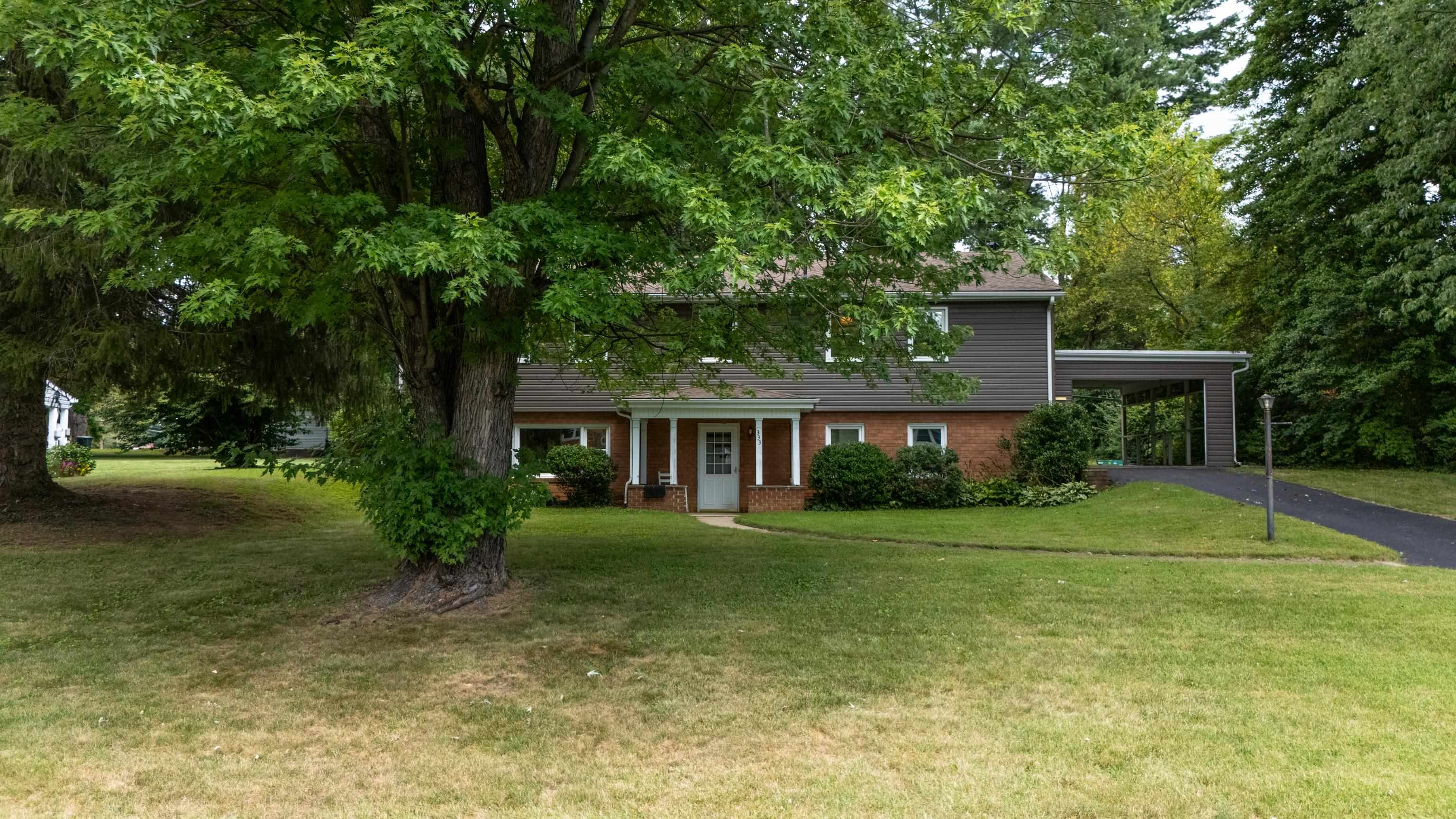 333 SHORE RD, WAYNESBORO, Virginia 22980, 5 Bedrooms Bedrooms, ,2 BathroomsBathrooms,Residential,333 SHORE RD,680431 MLS # 680431